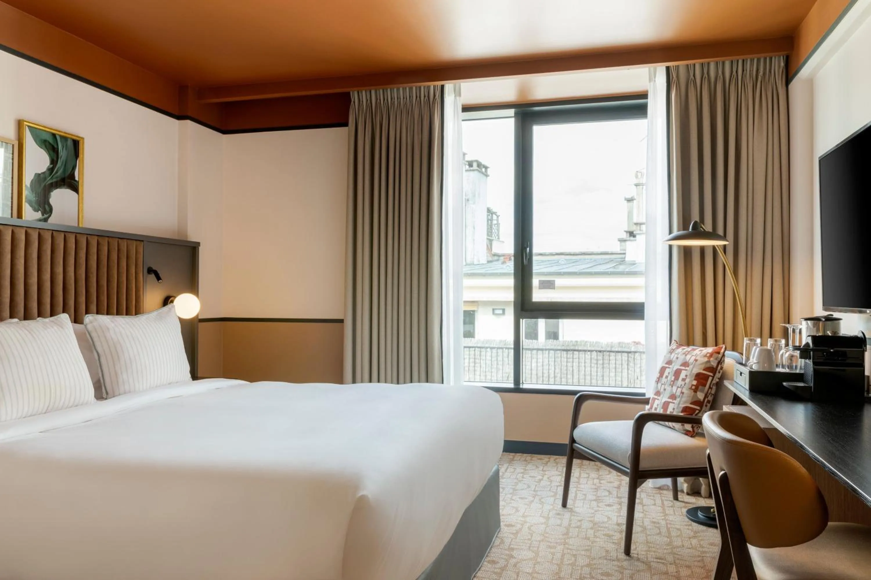 Photo of the whole room, Bed in Le Parchamp, a Tribute Portfolio Hotel, Paris Boulogne