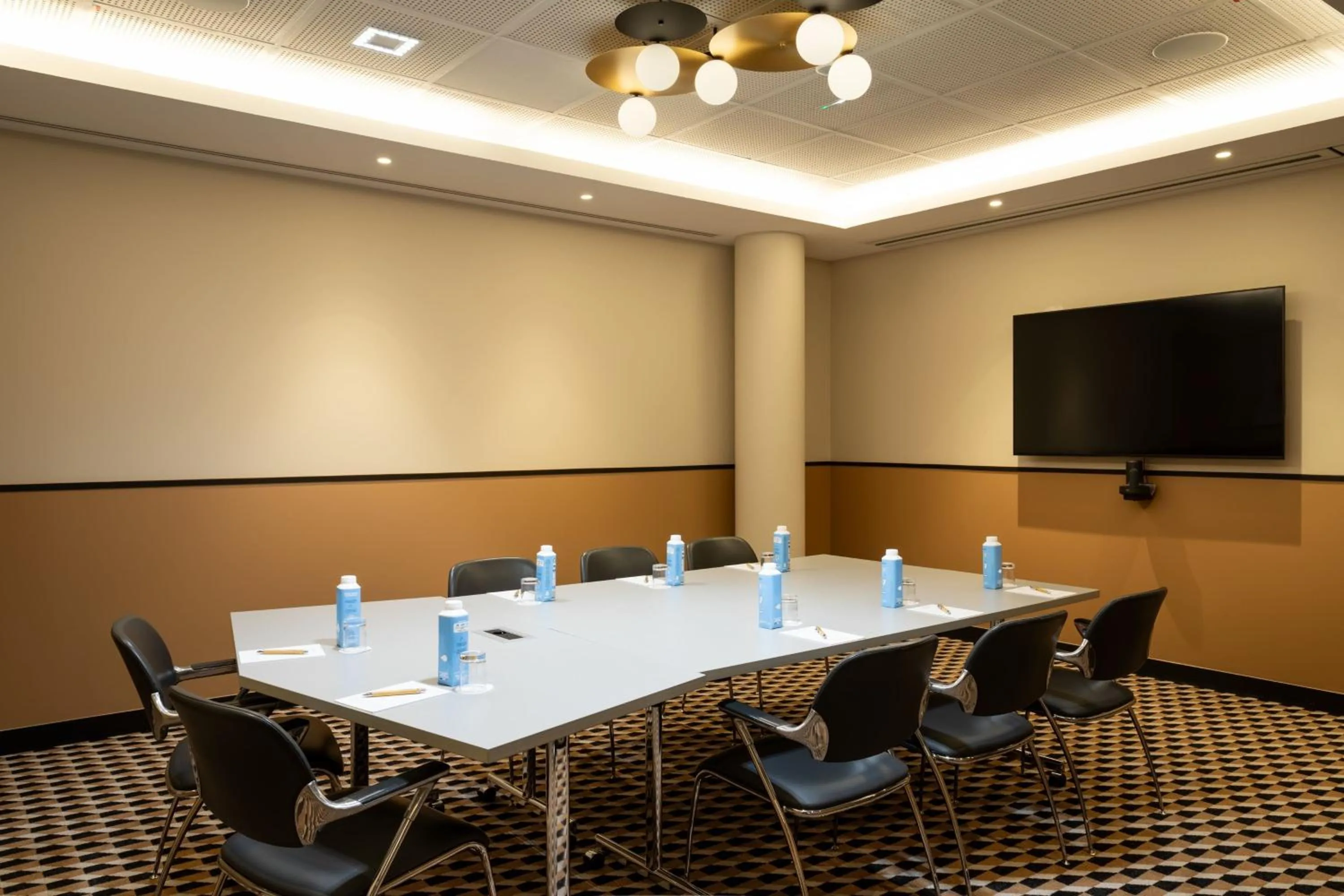 Meeting/conference room in Le Parchamp, a Tribute Portfolio Hotel, Paris Boulogne