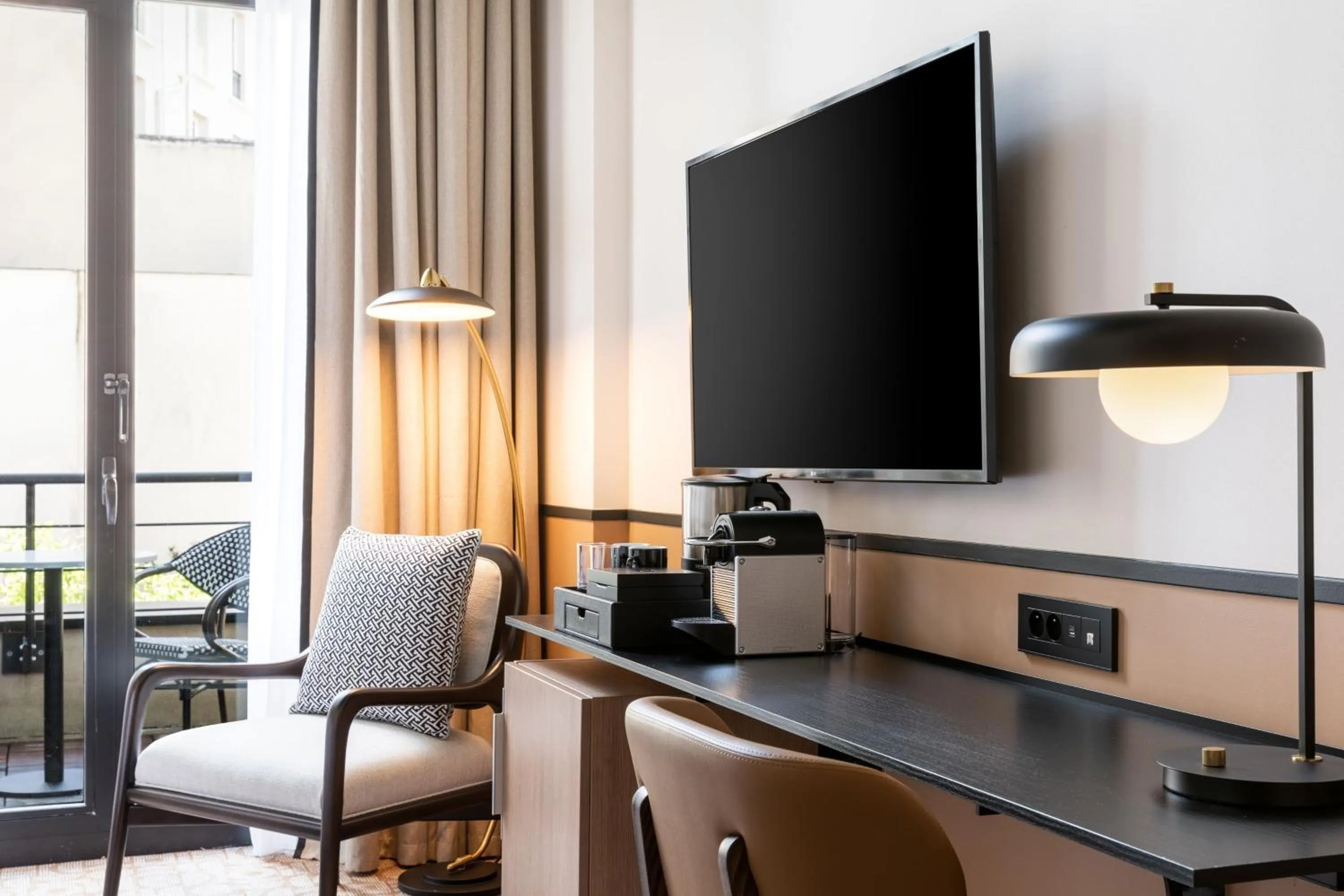 Photo of the whole room in Le Parchamp, a Tribute Portfolio Hotel, Paris Boulogne