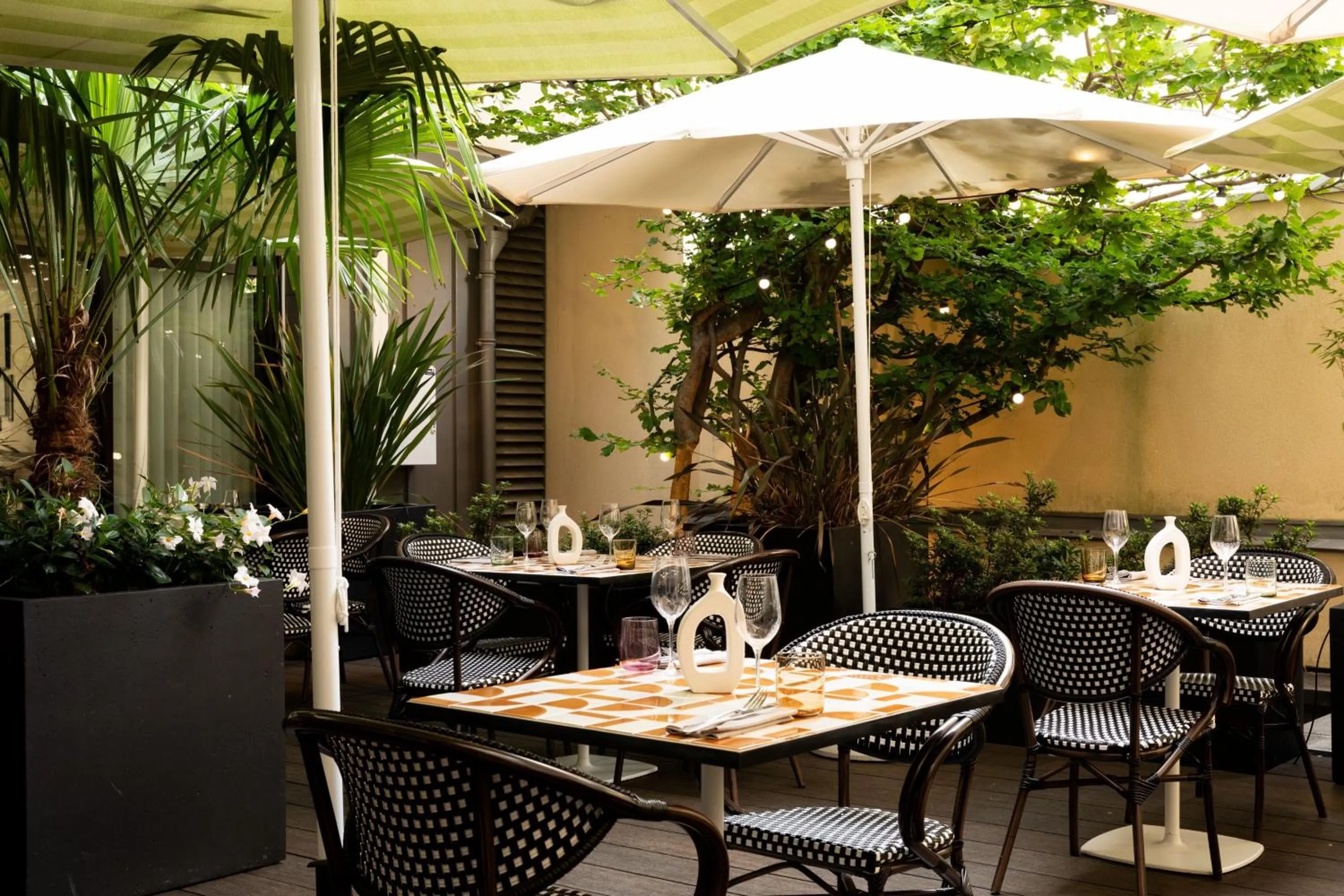 Restaurant/places to eat in Le Parchamp, a Tribute Portfolio Hotel, Paris Boulogne