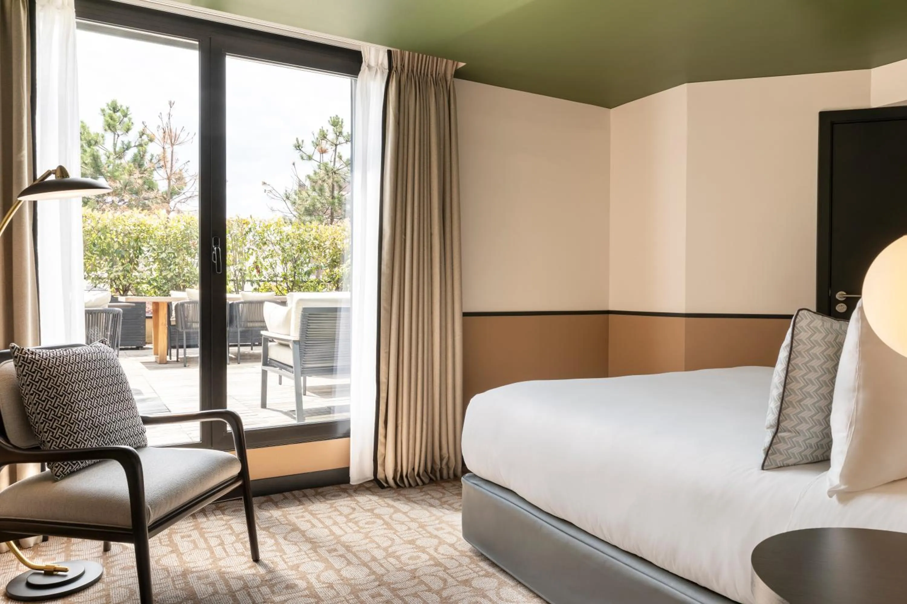 View (from property/room), Bed in Le Parchamp, a Tribute Portfolio Hotel, Paris Boulogne