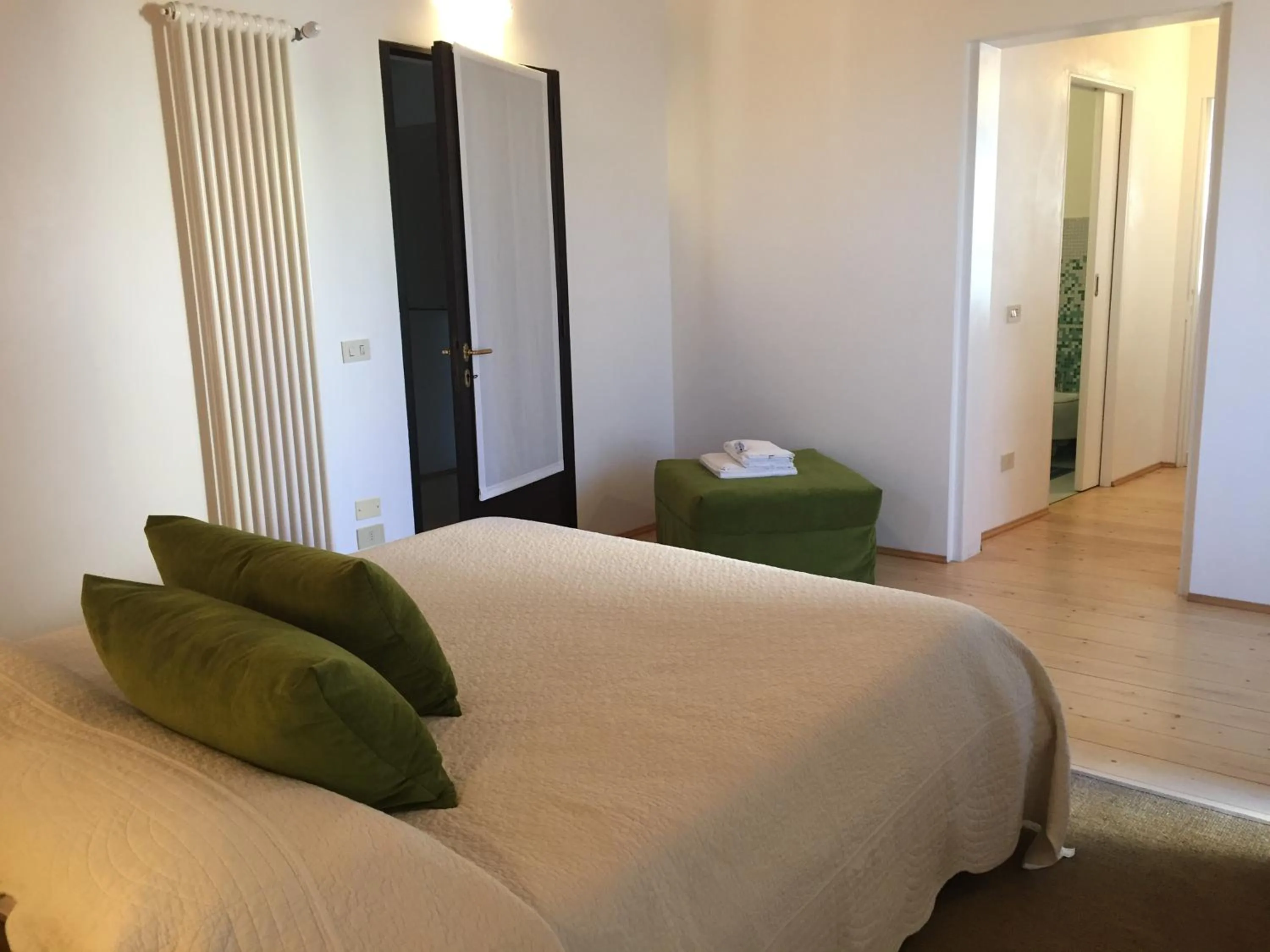 Bed in Ca' Bert Villa dei Glicini B&B