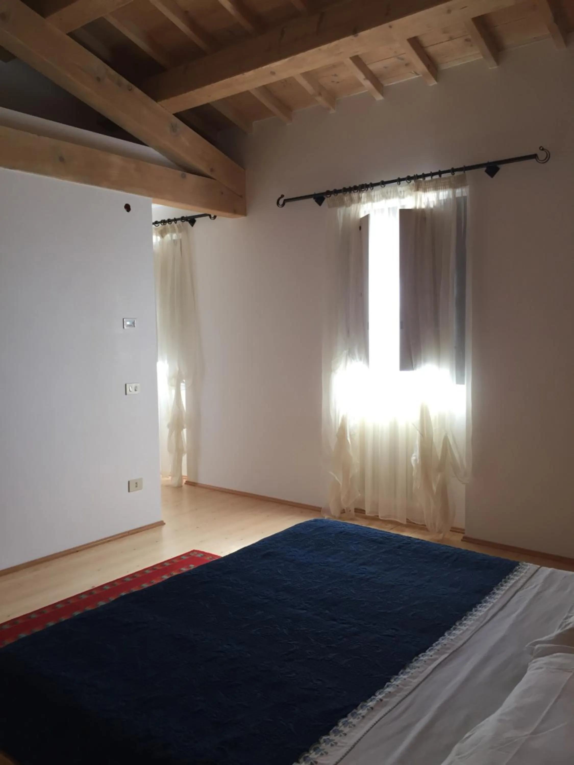 Decorative detail, Bed in Ca' Bert Villa dei Glicini B&B