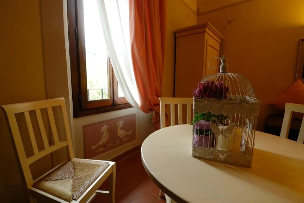 Decorative detail in Locanda San Barnaba