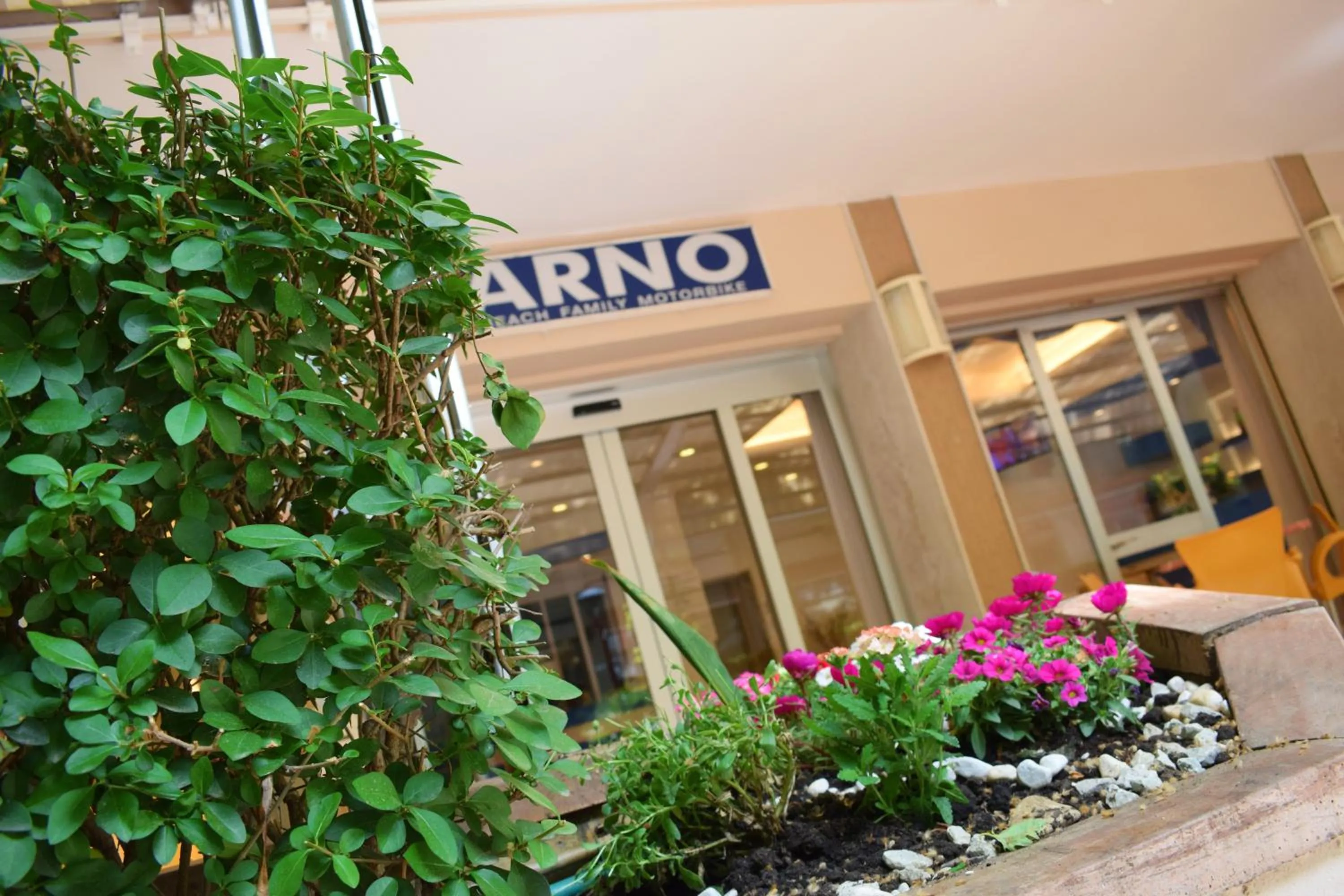 Facade/entrance in Hotel Arno