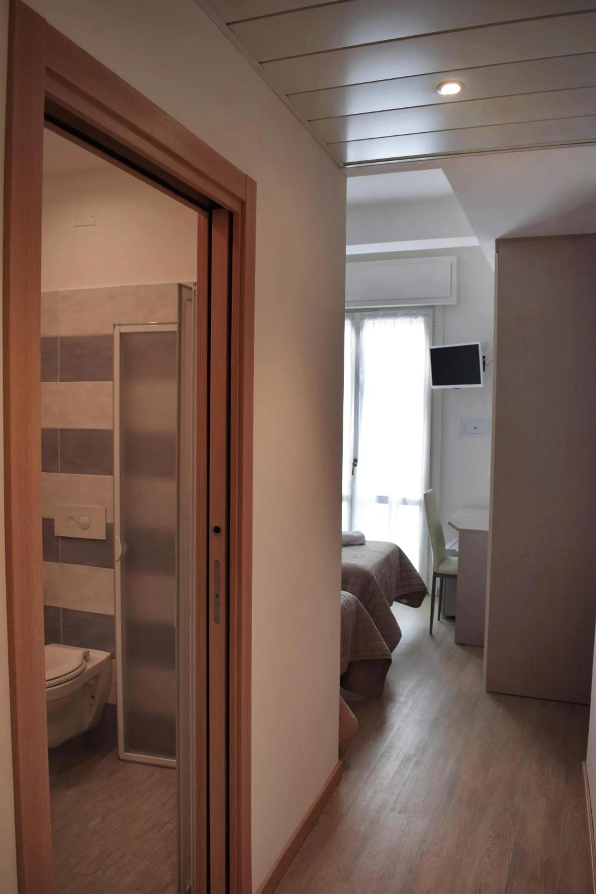 Bathroom in Hotel Arno