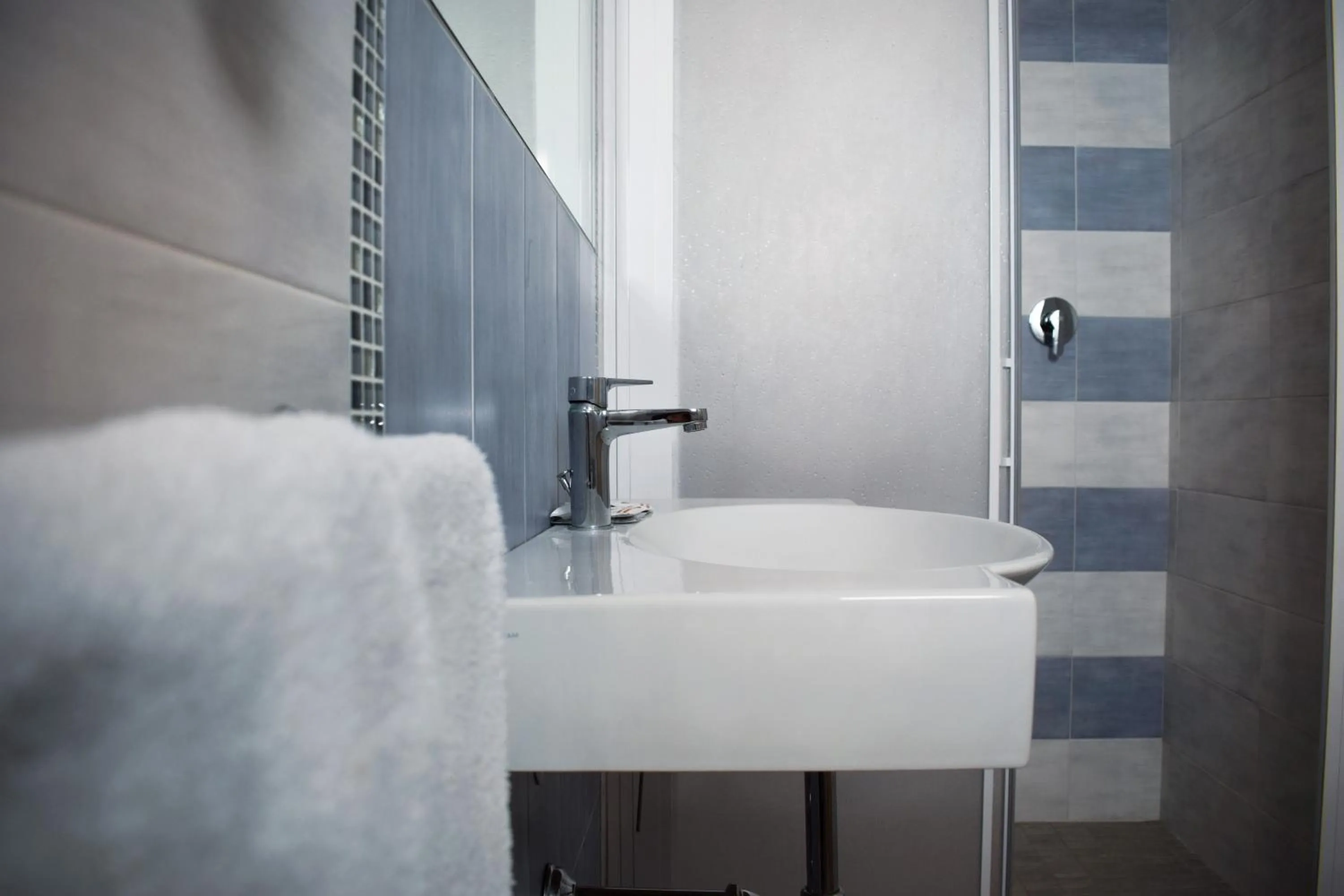 Bathroom in Hotel Arno