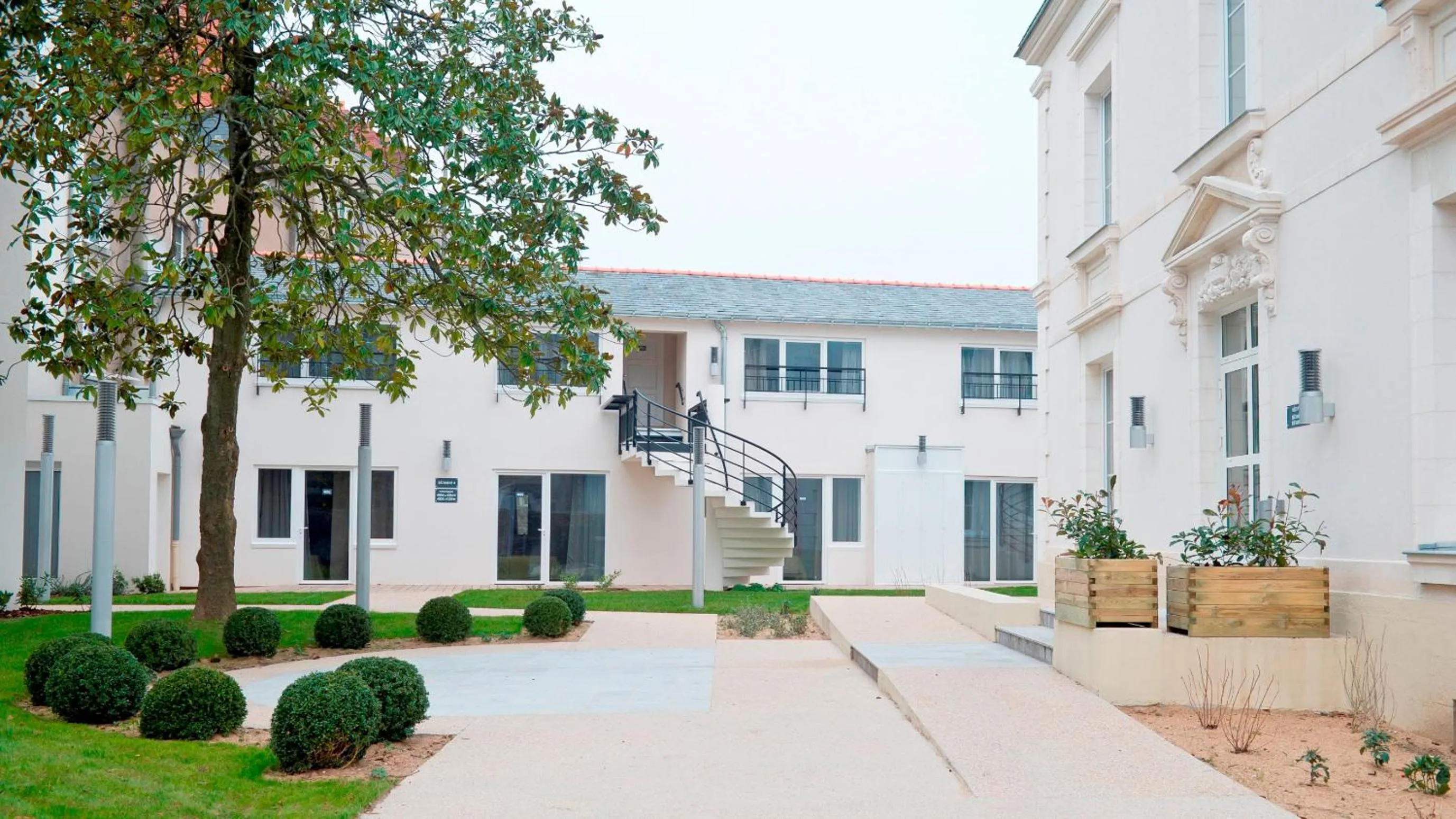 Property building in Aparthotel Adagio Access Nantes Viarme