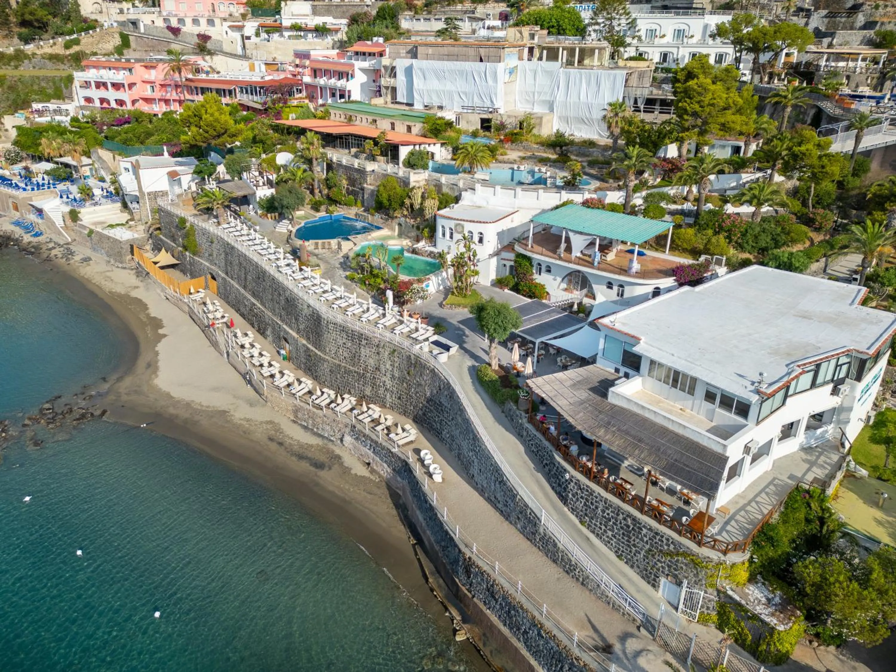 Restaurant/places to eat in Apollon Club & Thermal Spa