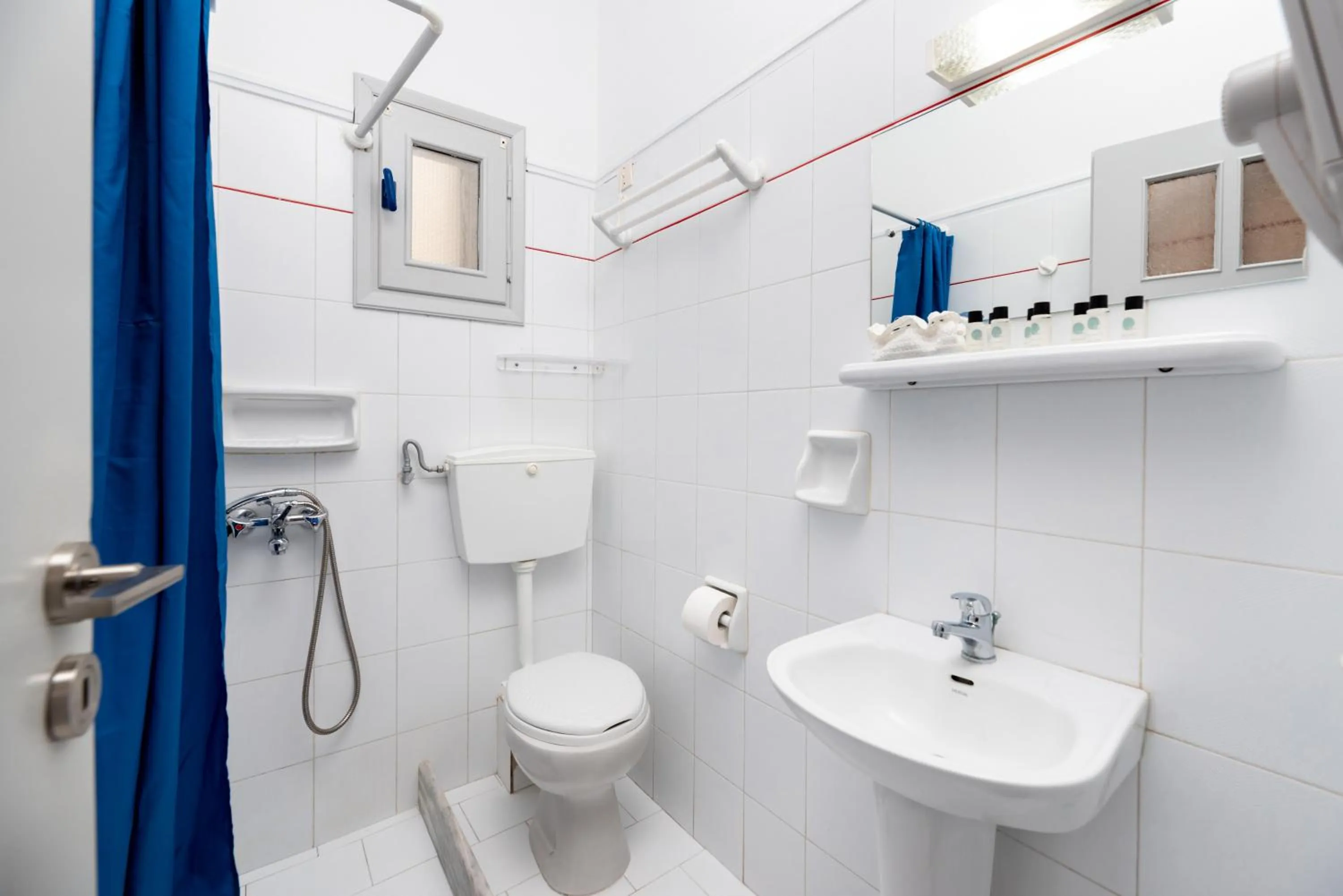 Bathroom in Fortuna Perissa