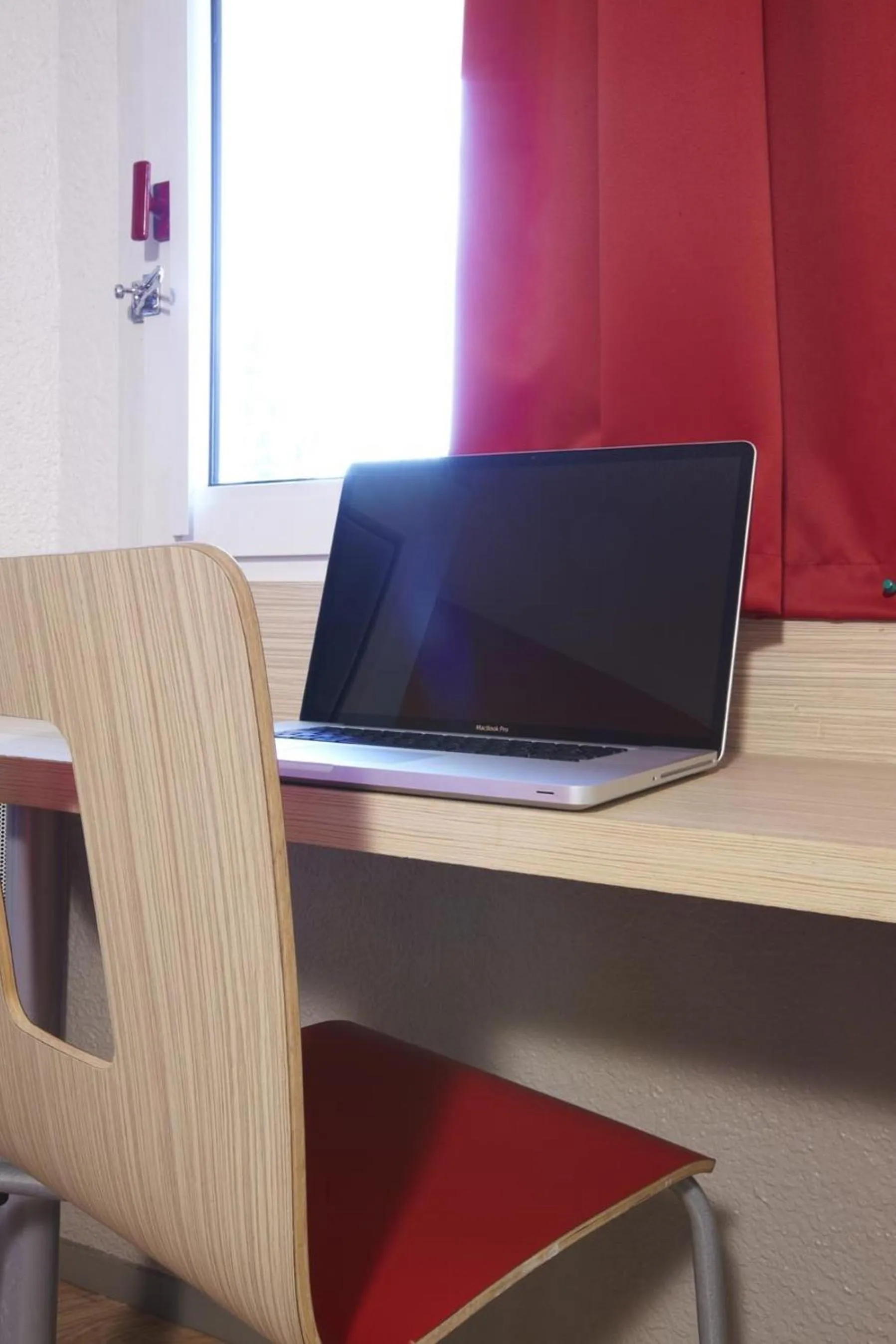 Bedroom in Première Classe Martigues