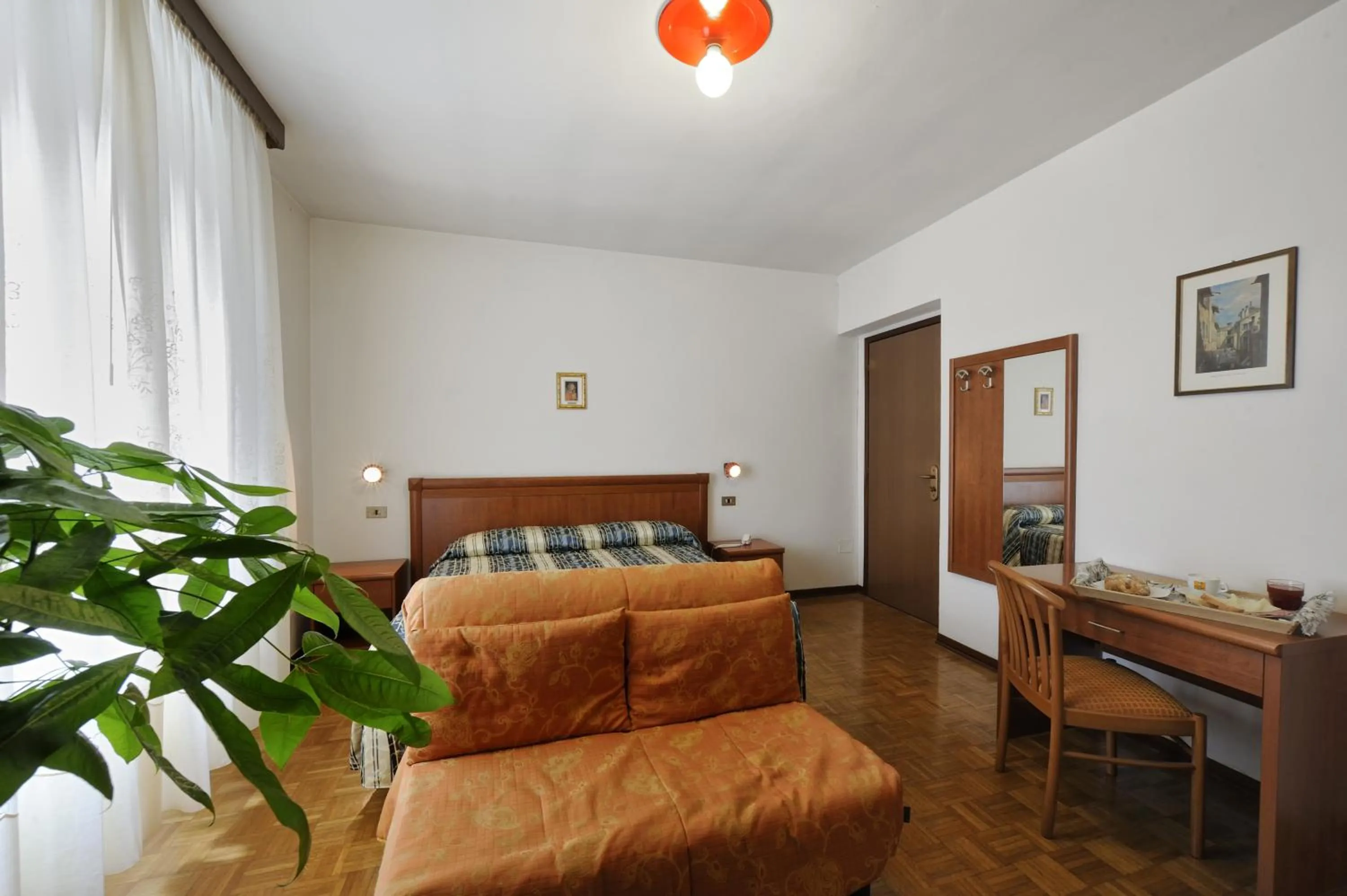 Photo of the whole room in Hotel Bertusi