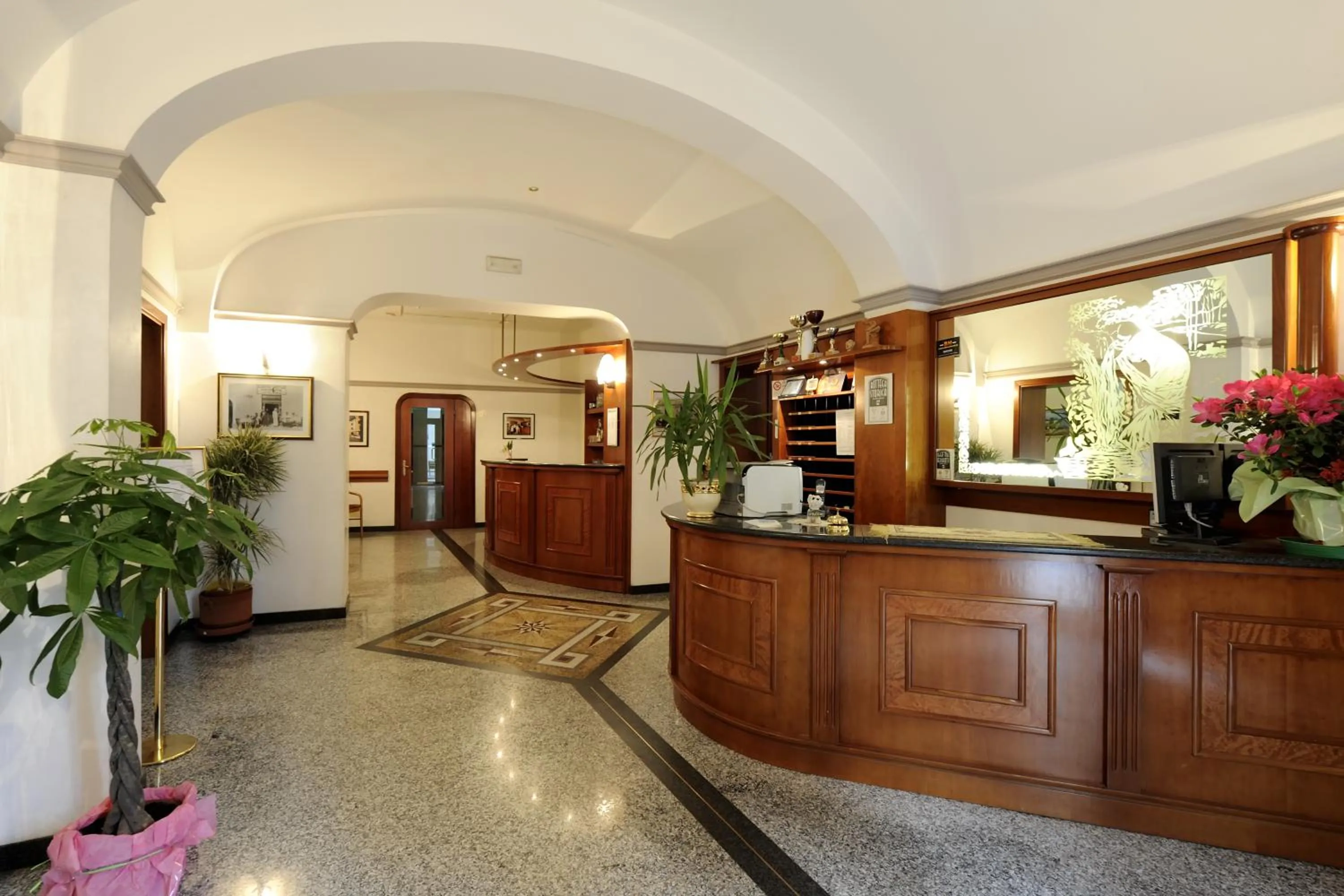 Lobby or reception in Hotel Bertusi