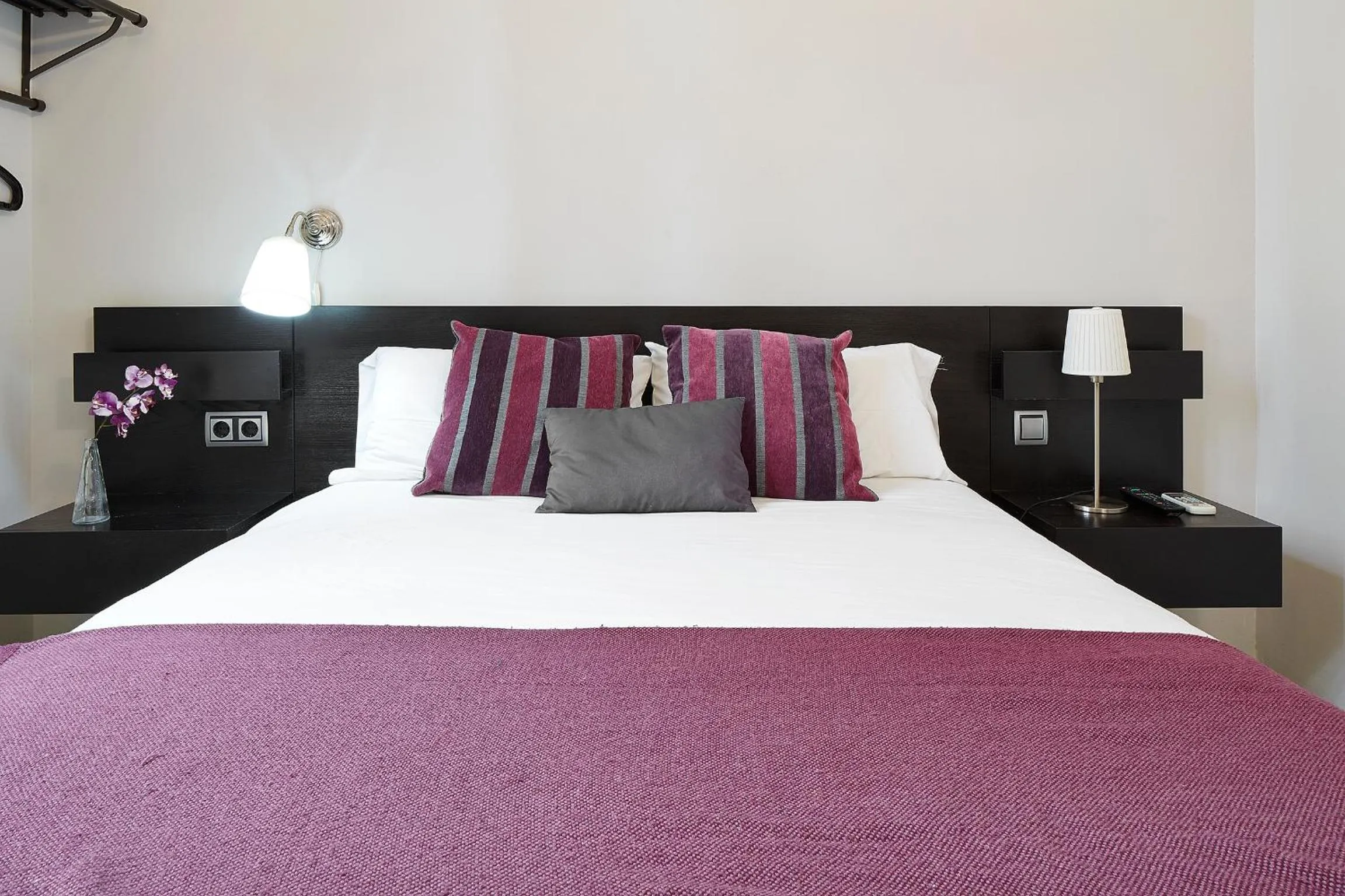 Bed in BruStar Gotic-Centric