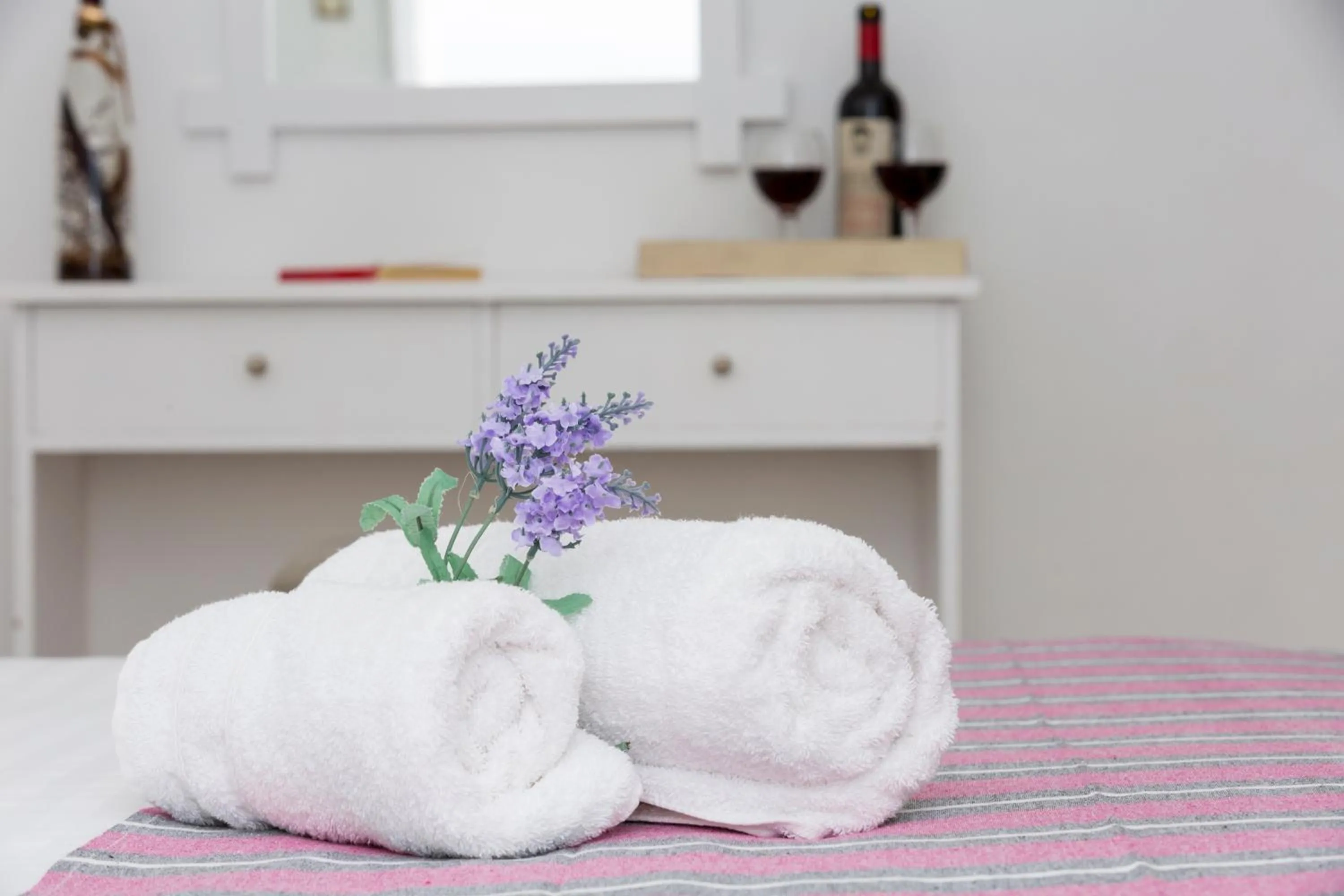 Decorative detail, Bed in Galini Mare
