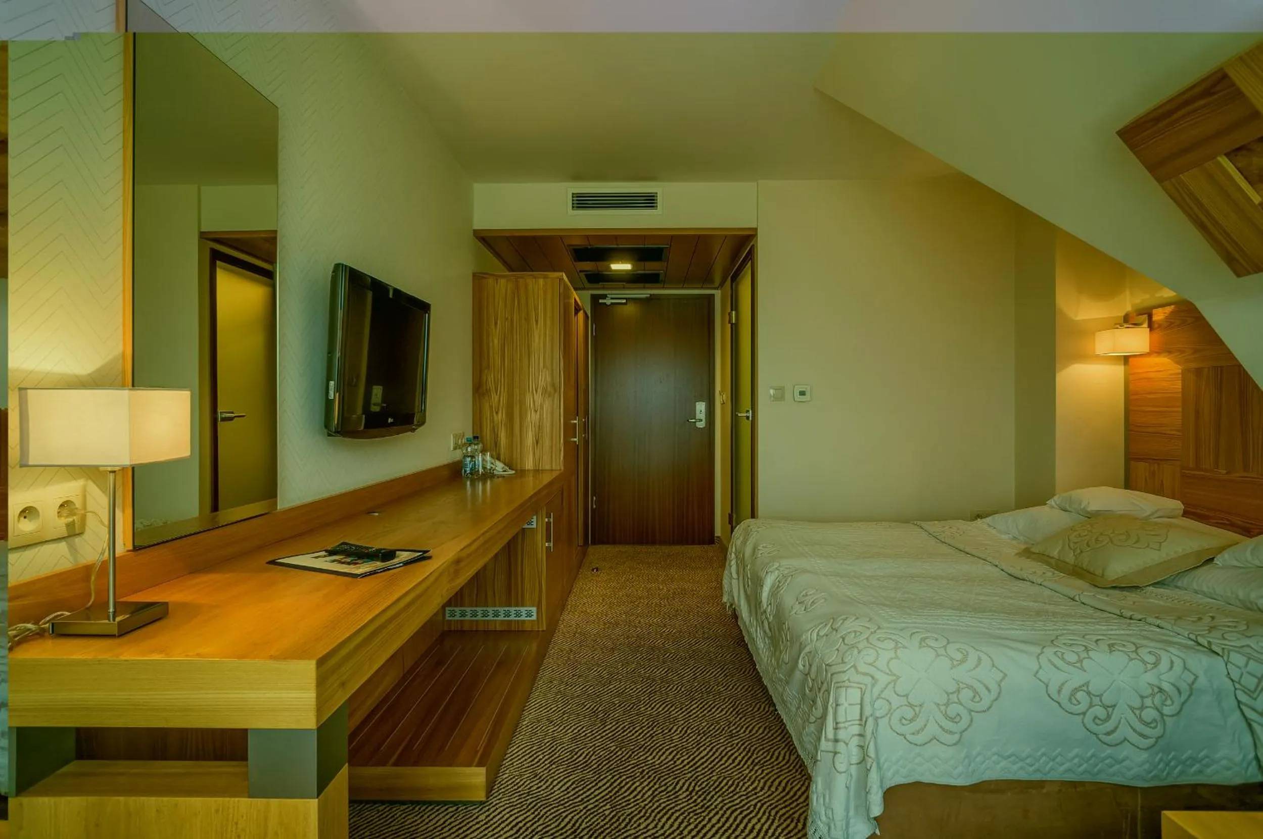 Bed in Hotel Zbójnicówka