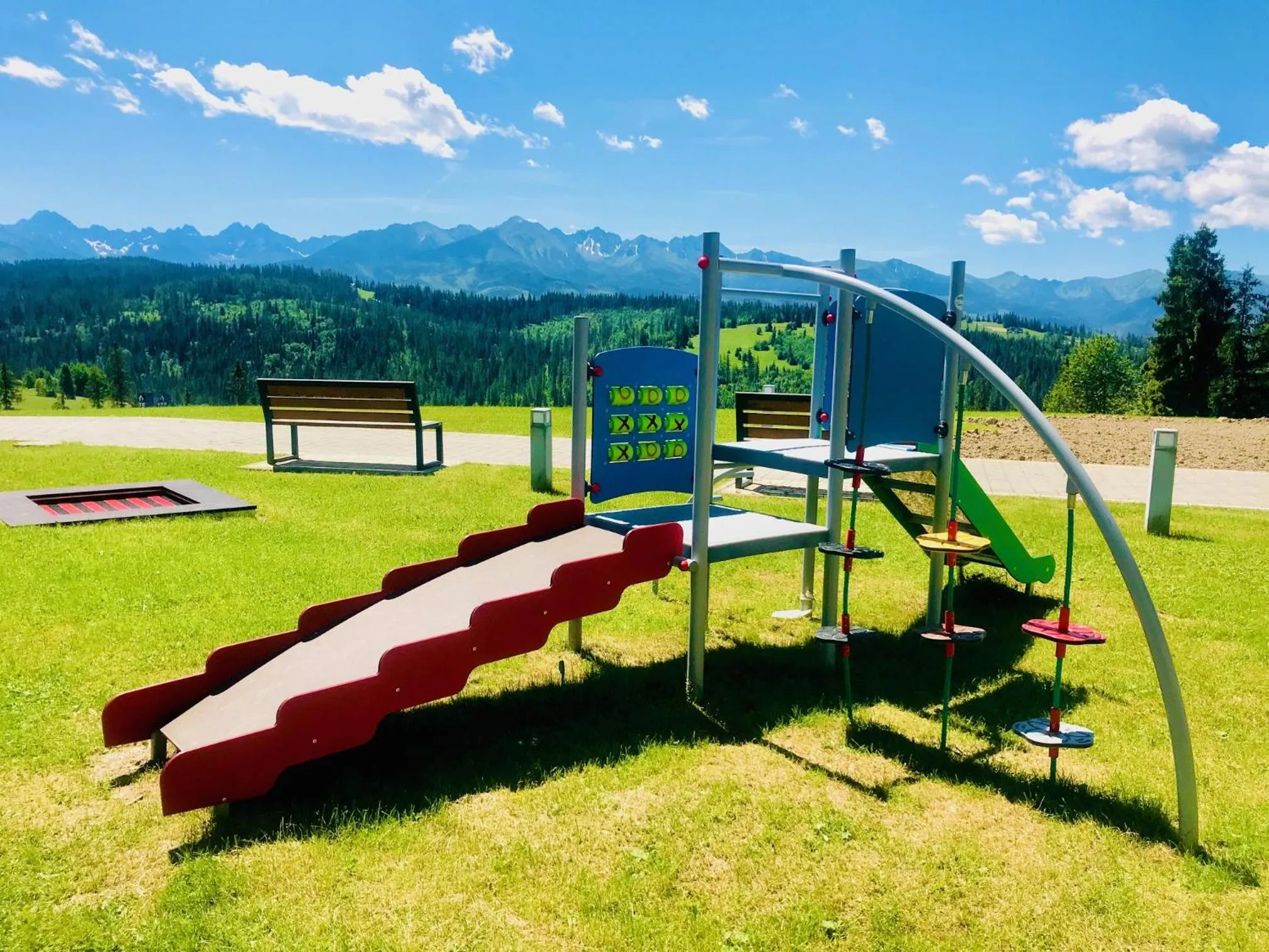 Children play ground in Hotel Zbójnicówka