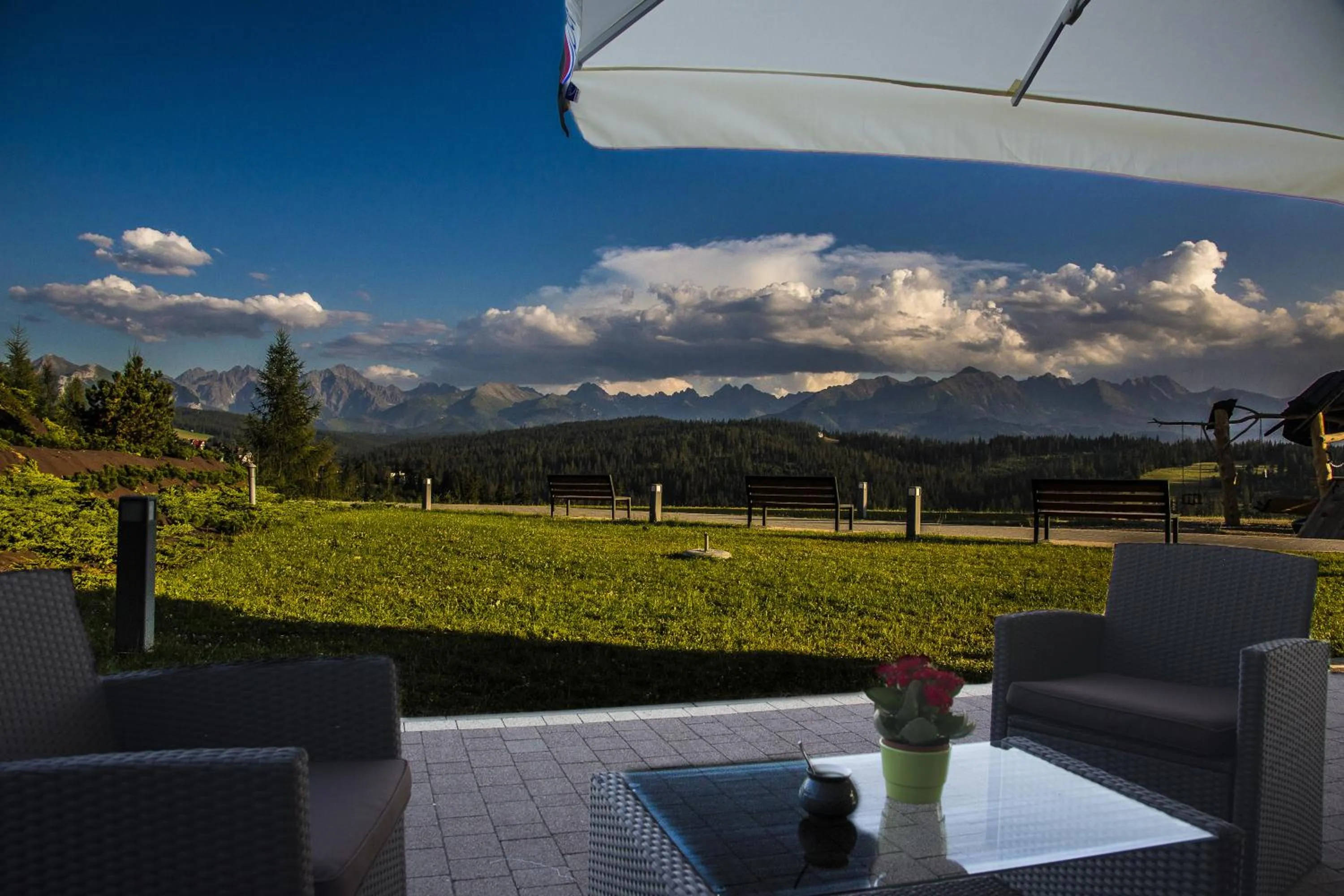 Garden in Hotel Zbójnicówka