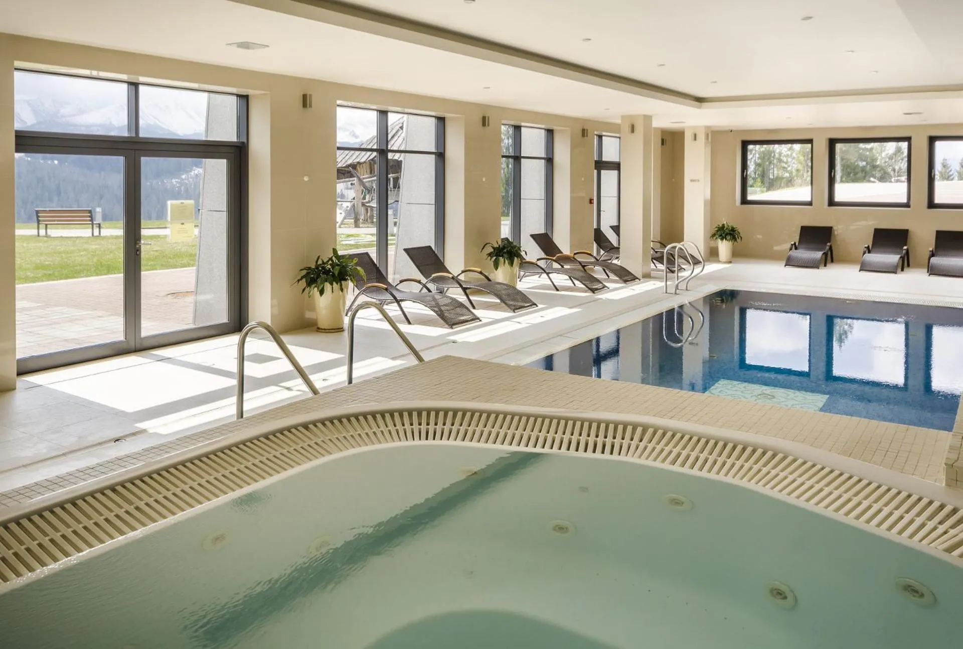 Swimming pool in Hotel Zbójnicówka