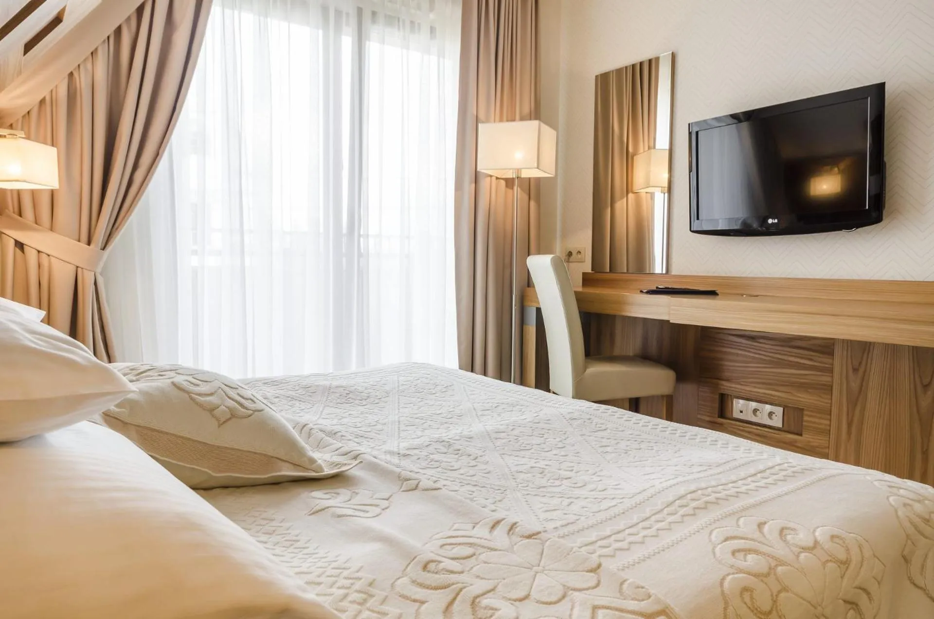 Bed in Hotel Zbójnicówka