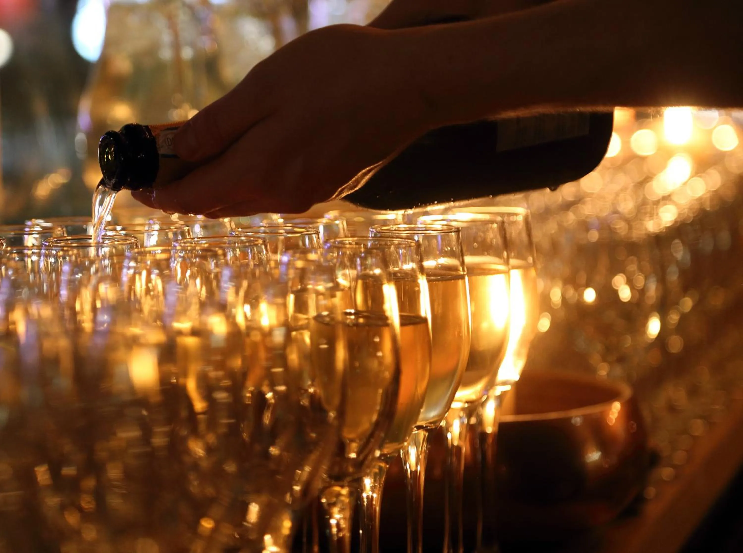 Alcoholic drinks in The Loopy Shrew