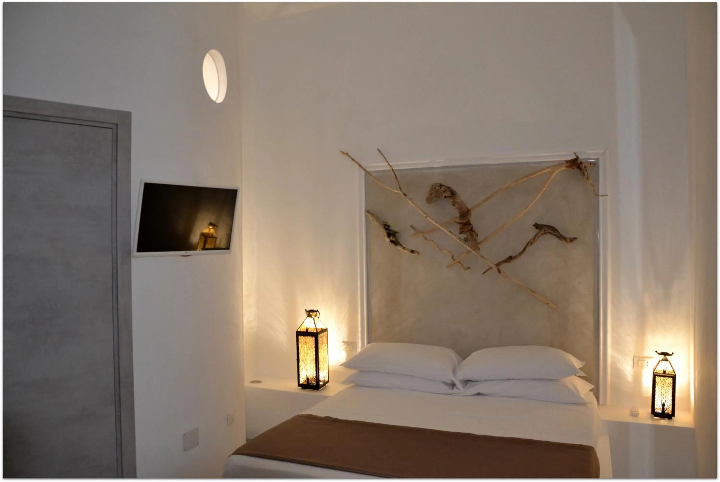 Photo of the whole room, Bed in Quintessenza - Charme Rooms
