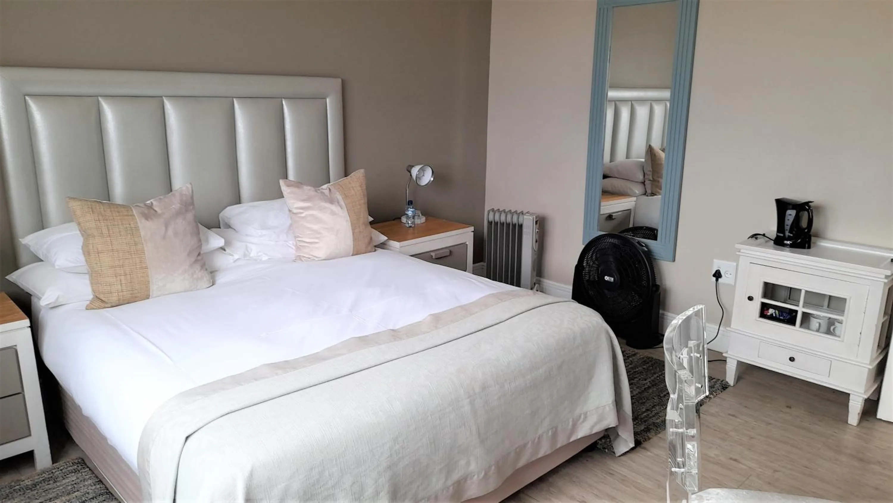 Bed in Atlantic Villa Boutique Guesthouse