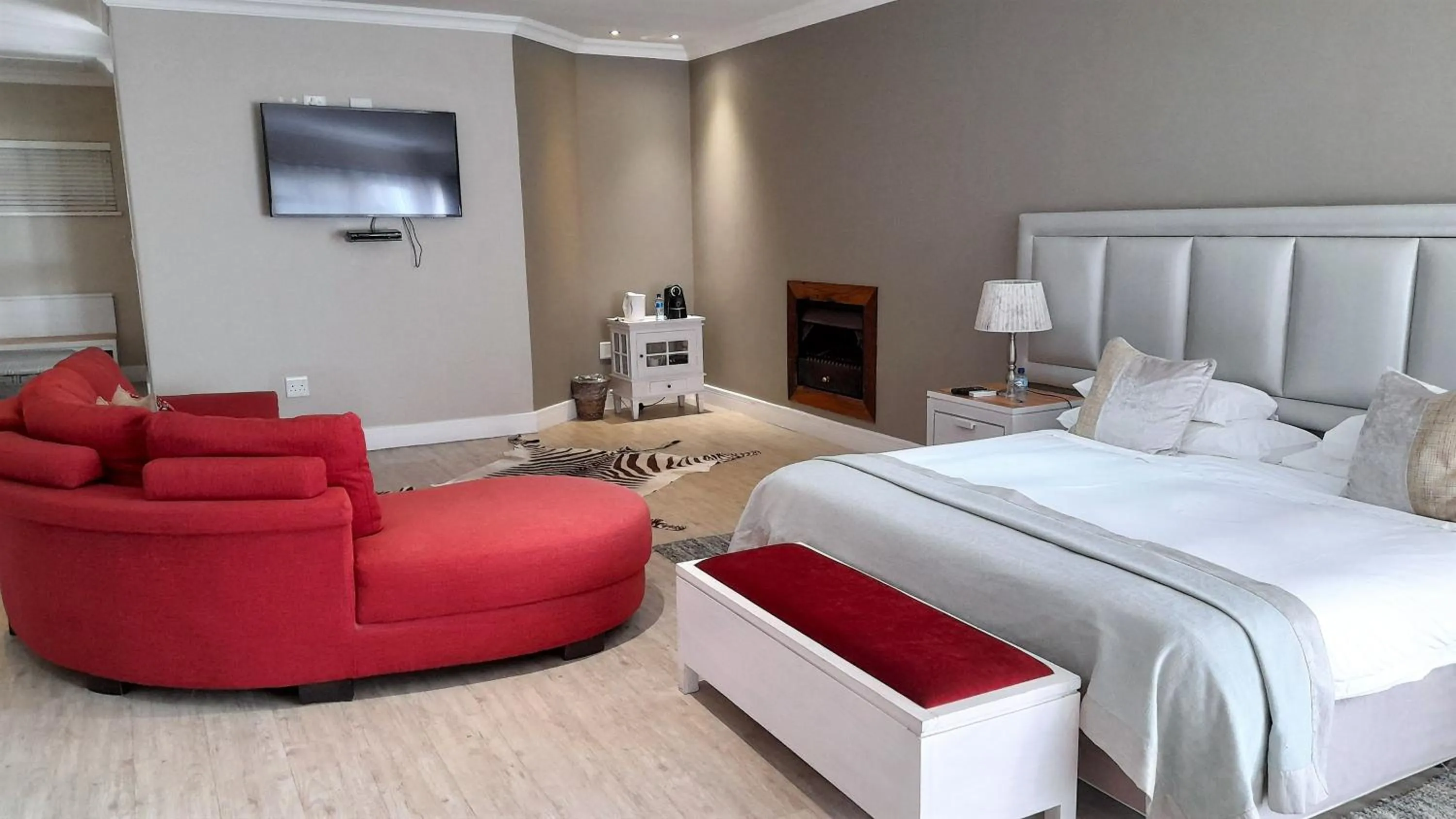 Bed in Atlantic Villa Boutique Guesthouse