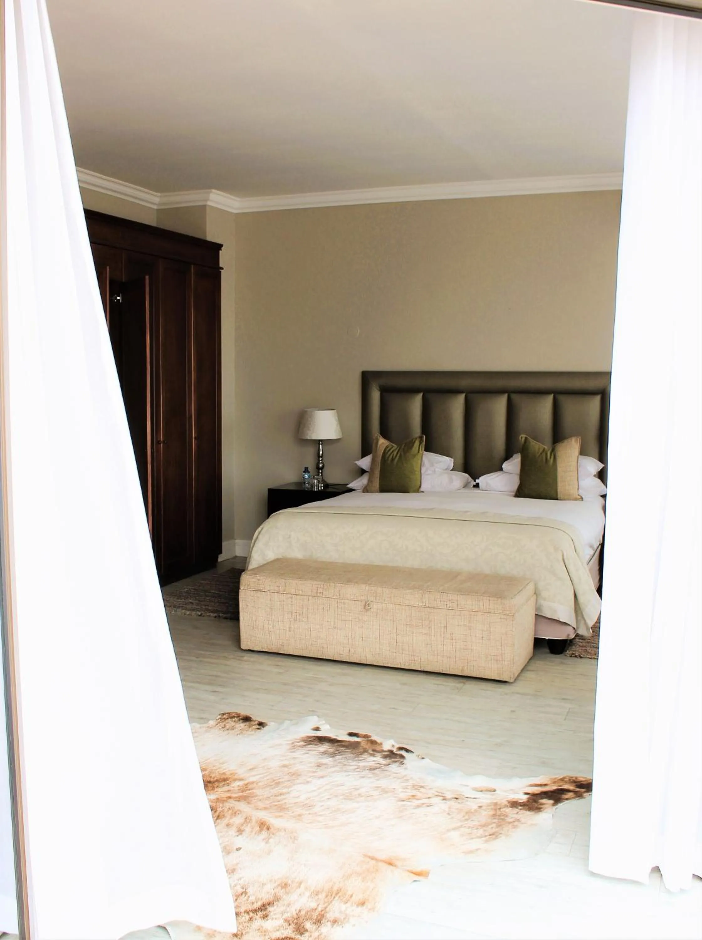 Shower, Bed in Atlantic Villa Boutique Guesthouse