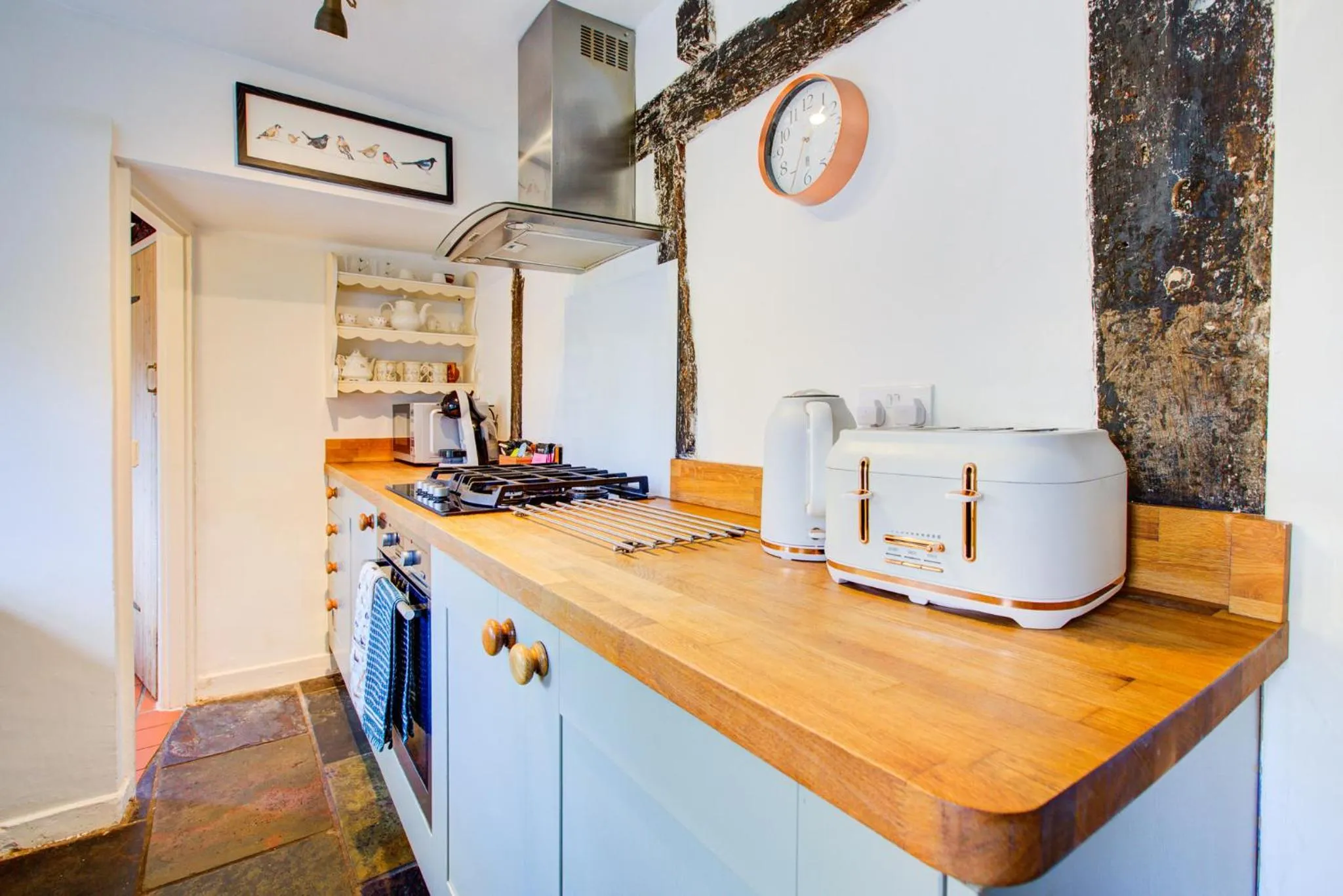 Kitchen or kitchenette in Eglantine