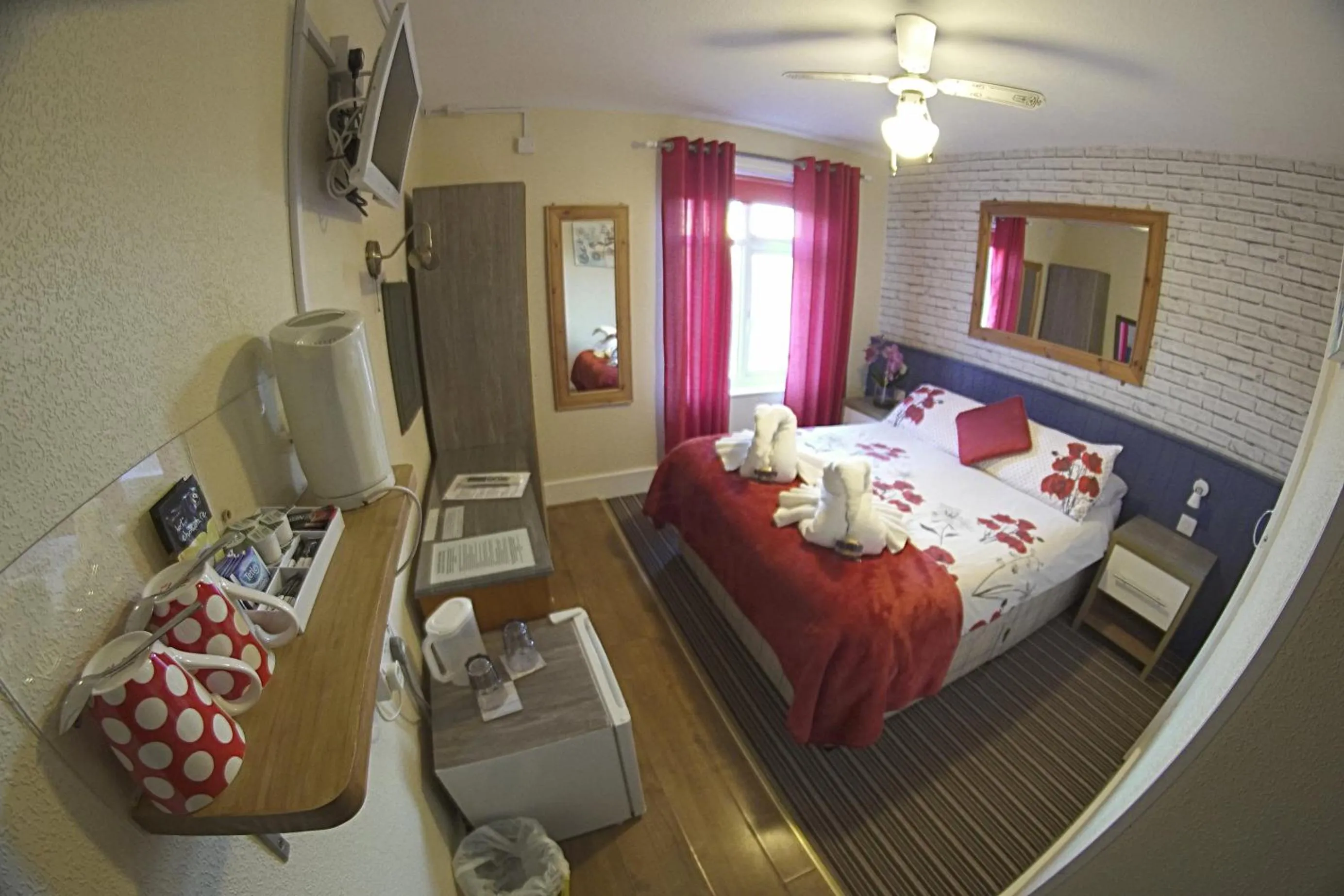 Bedroom, Bed in The Eastleigh