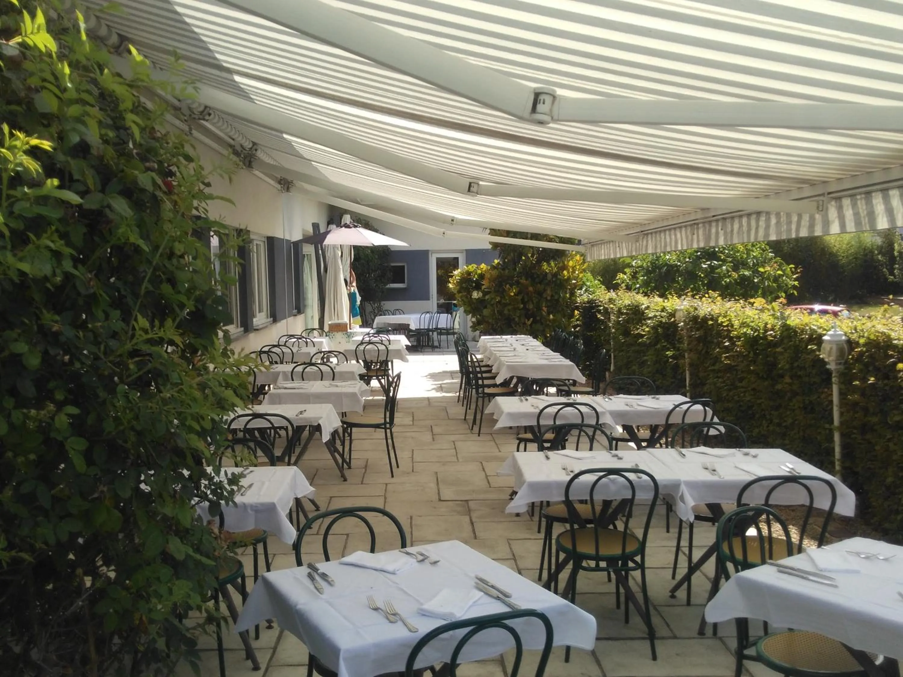 Restaurant/places to eat in Les Logis D'Espale