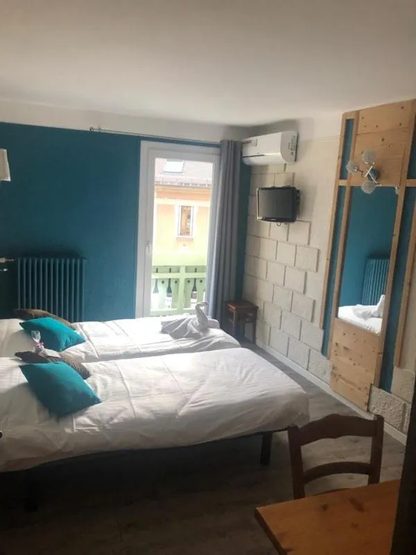 Bed in Hôtel Du Midi