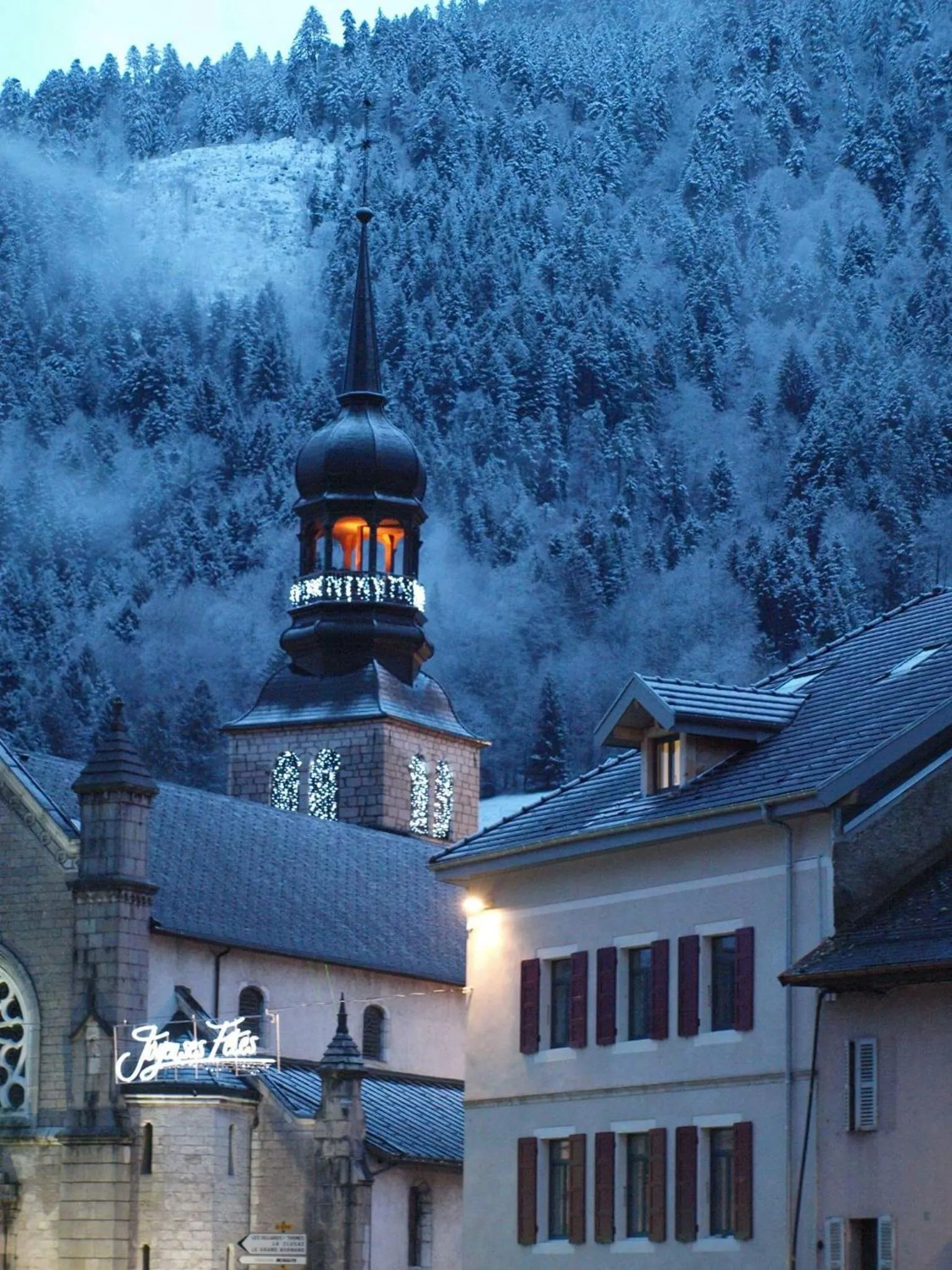 Nearby landmark in Hôtel Du Midi