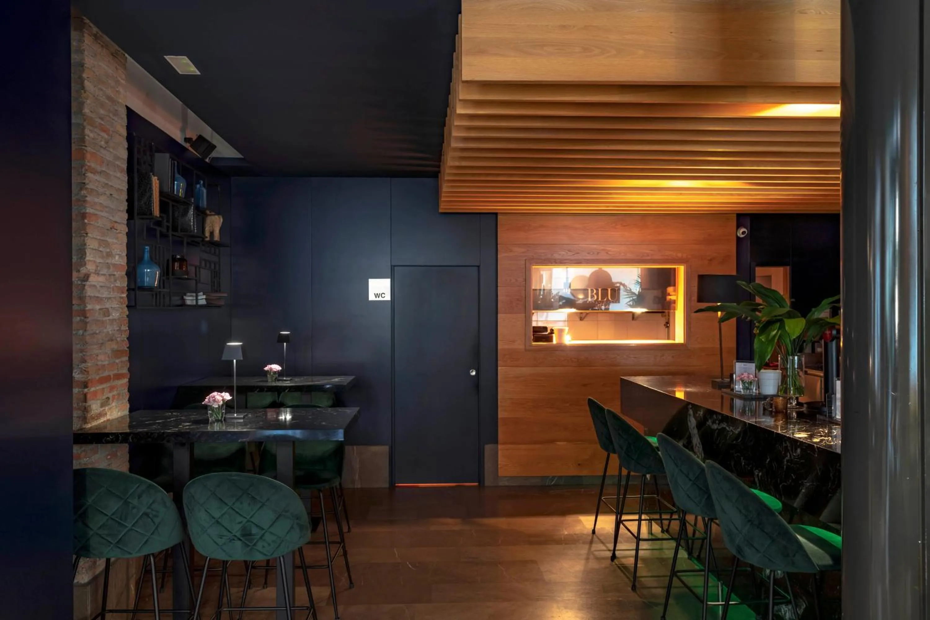 Restaurant/places to eat in Hotel Boutique Párraga Siete