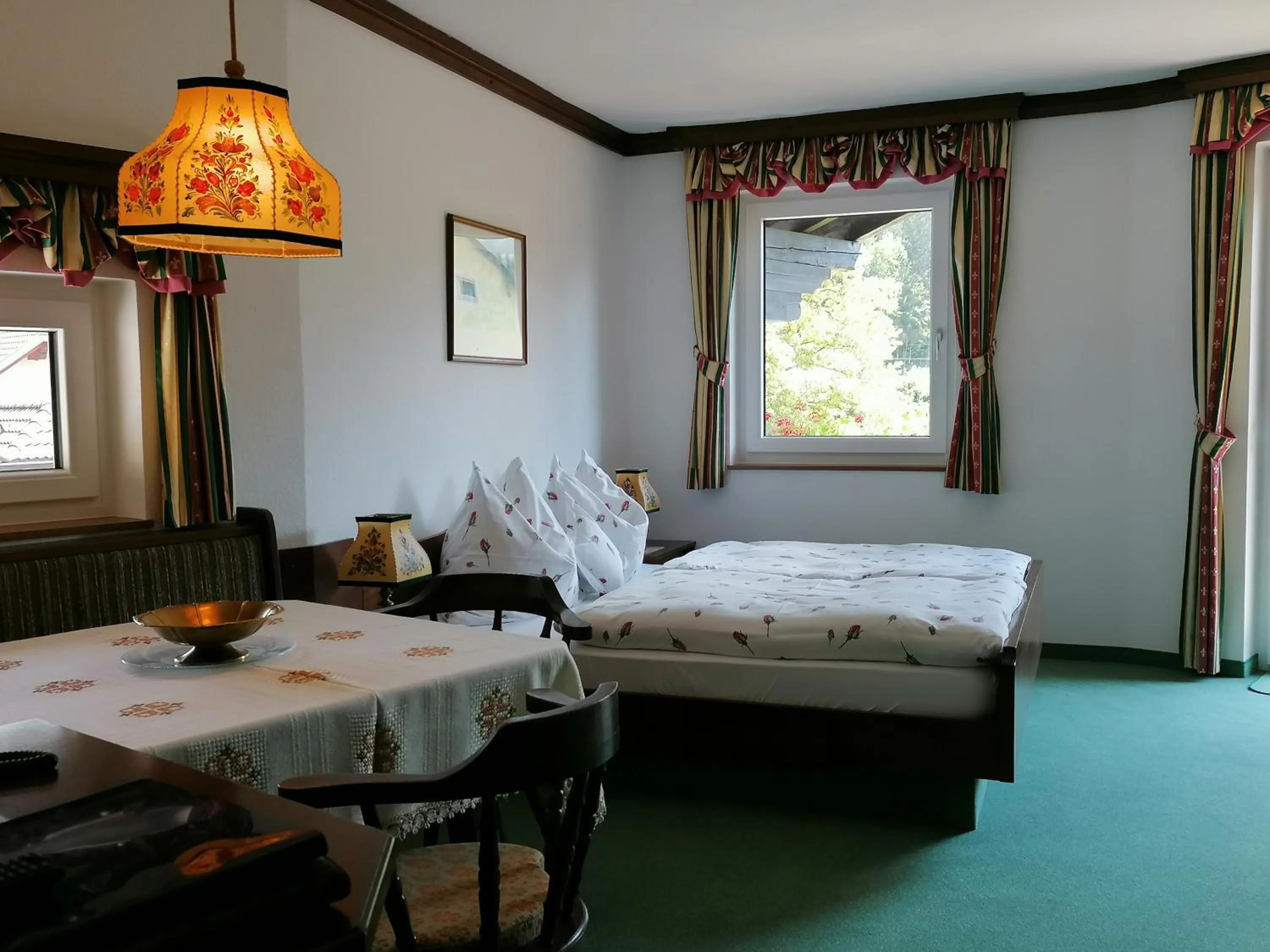 Photo of the whole room, Bed in Hotel garni Landhaus Bürtlmair