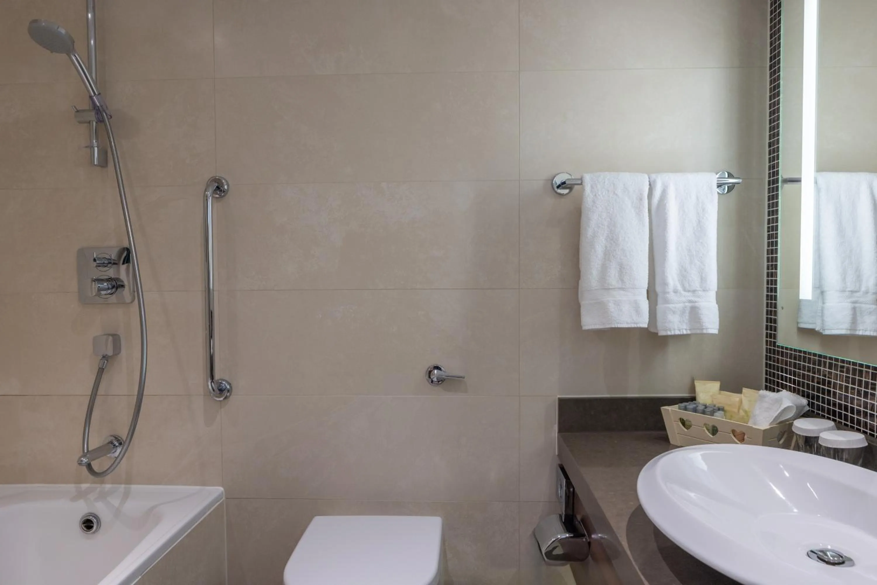 Bathroom in Hilton Cambridge City Centre