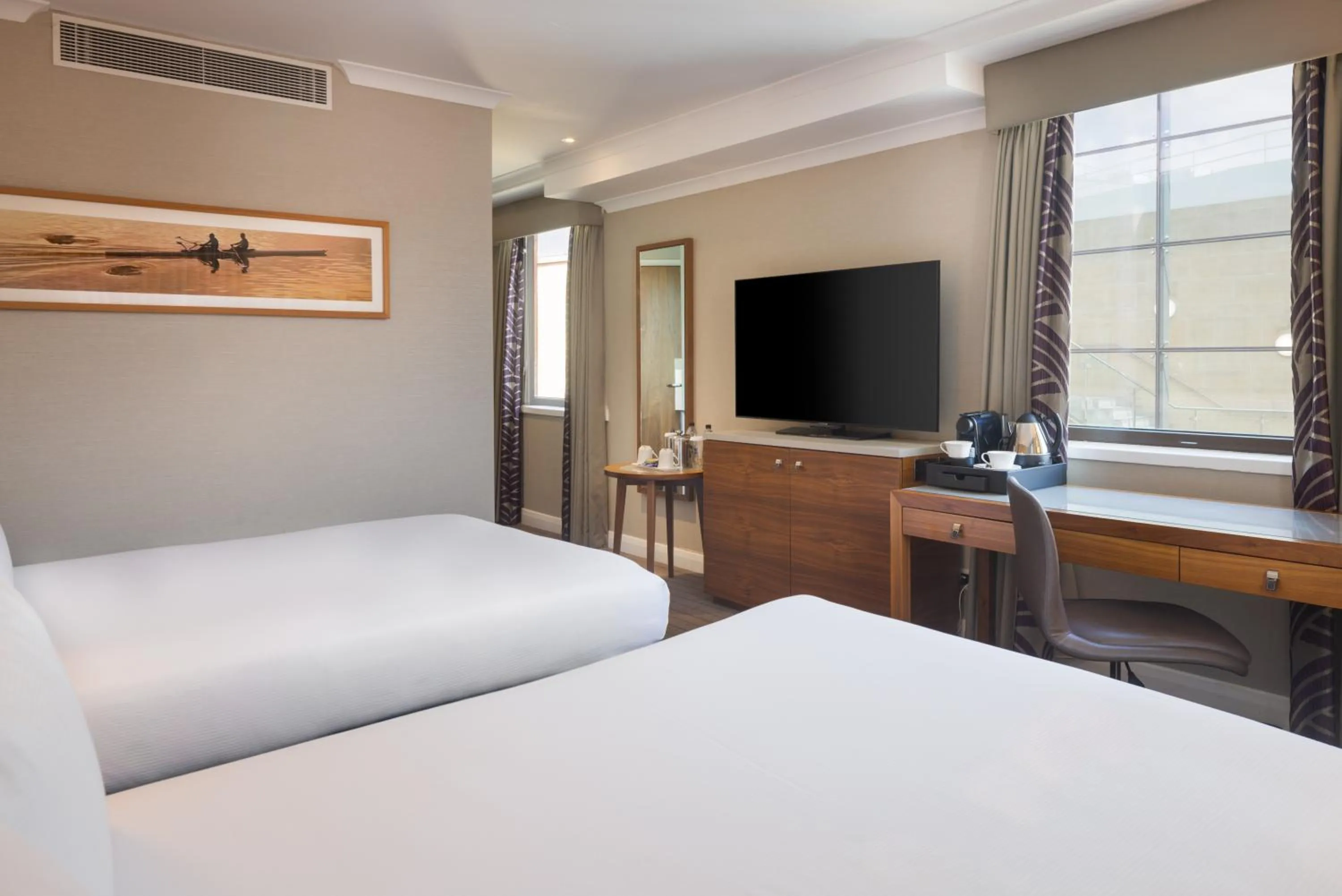 Bed in Hilton Cambridge City Centre