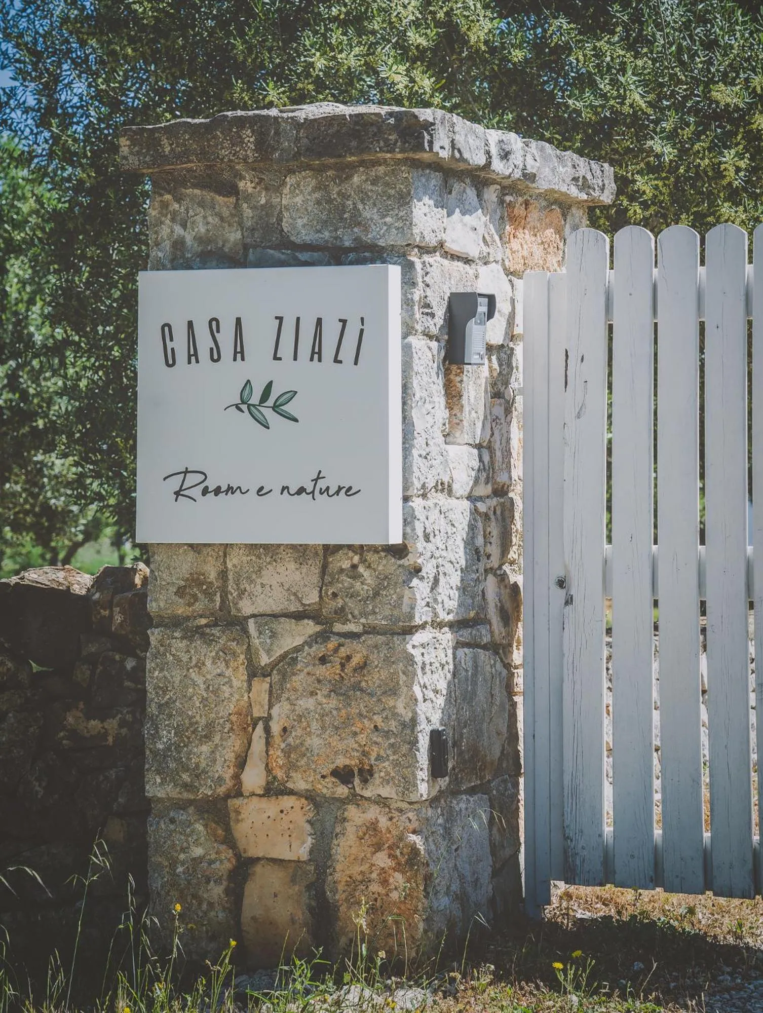Property building in Casa Ziazì Room e Nature