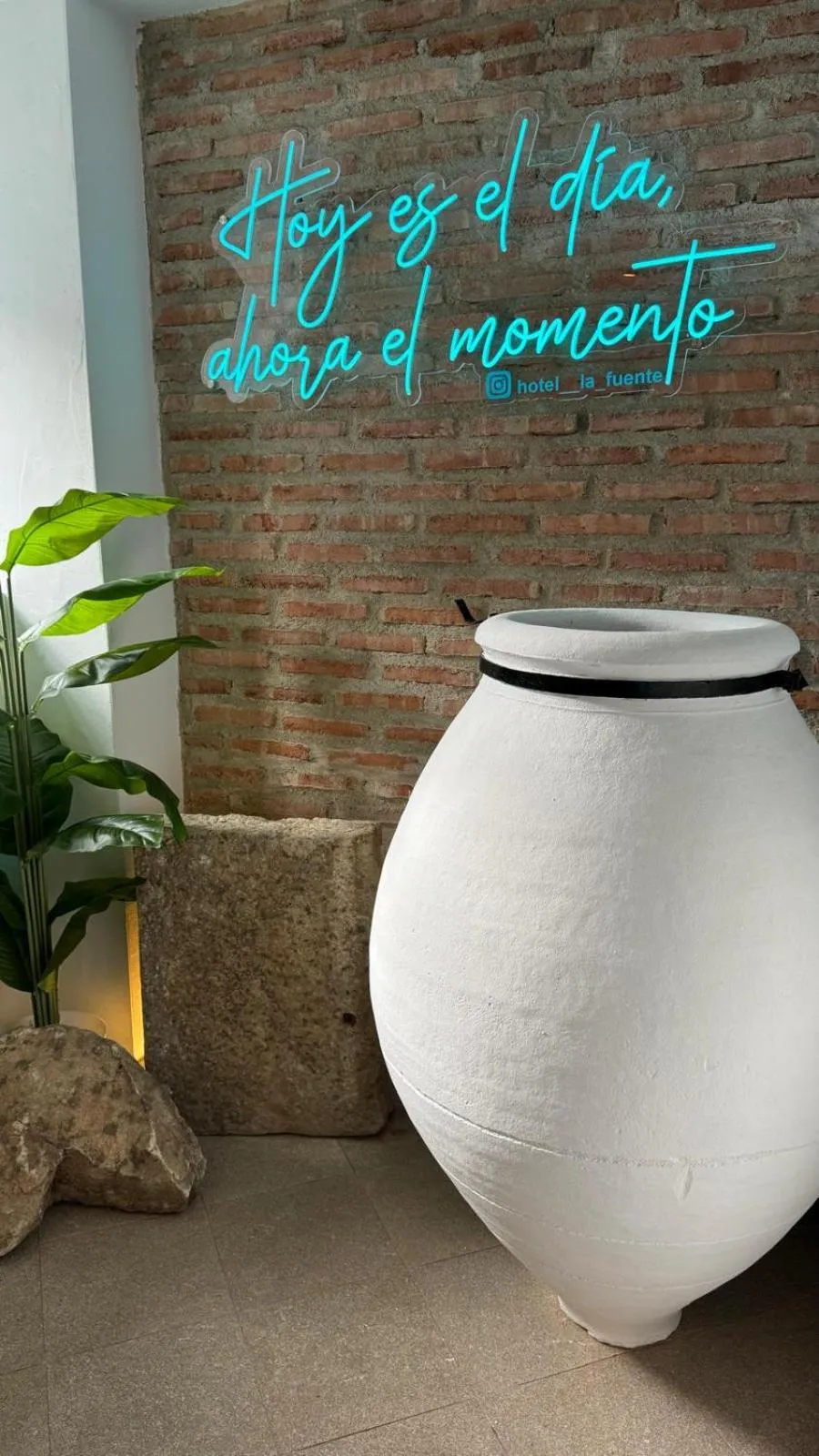 Lobby or reception in Hospedium Hotel La Fuente