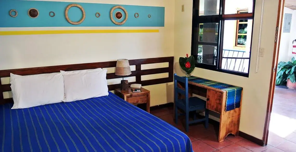 Deluxe Queen Room - single occupancy in Arbol de Fuego Eco-hotel Deluxe Queen Room - single occupancy in Arbol de Fuego Eco-hotel