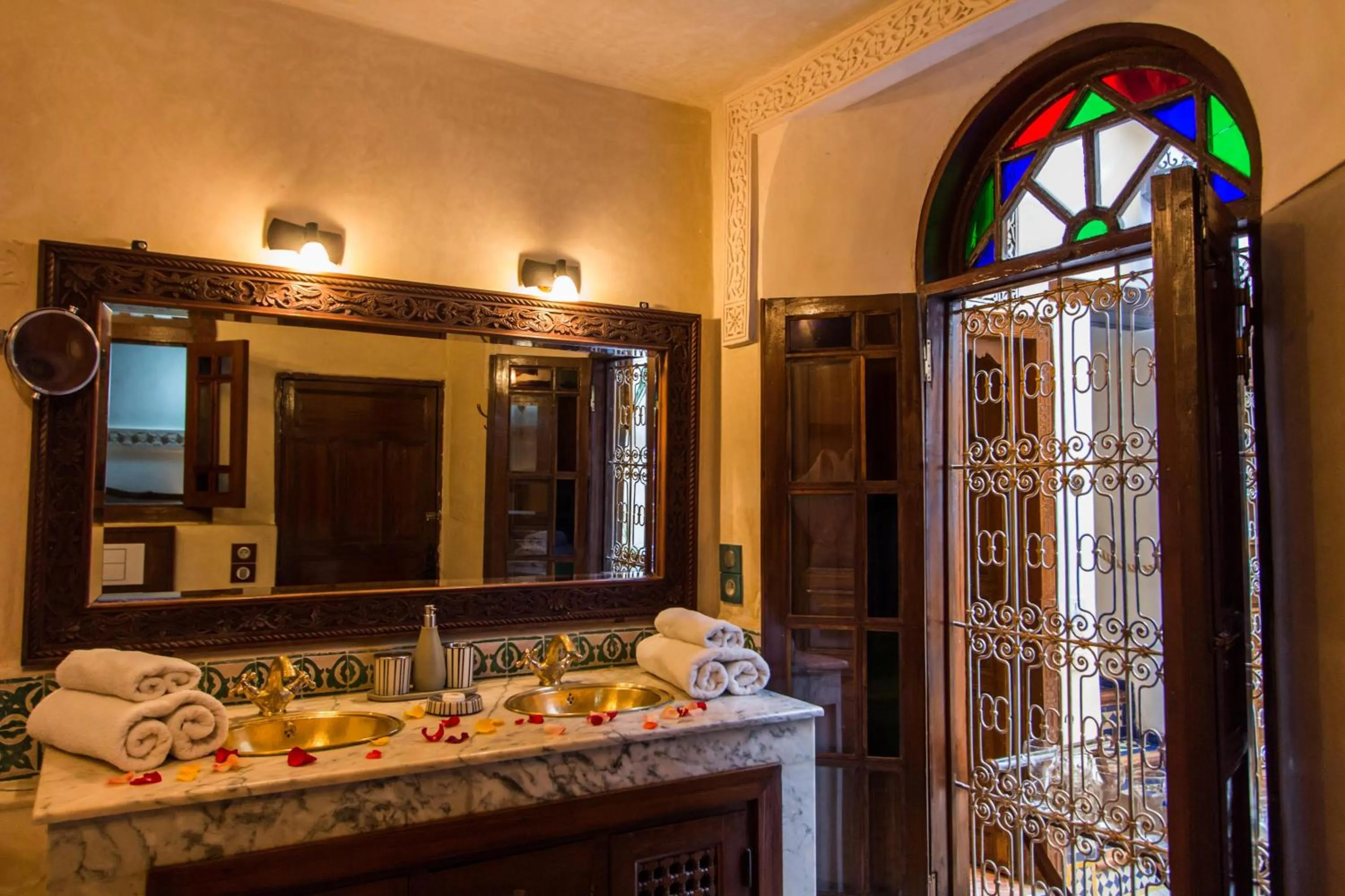 Bathroom in Riad Les Remparts De Fès