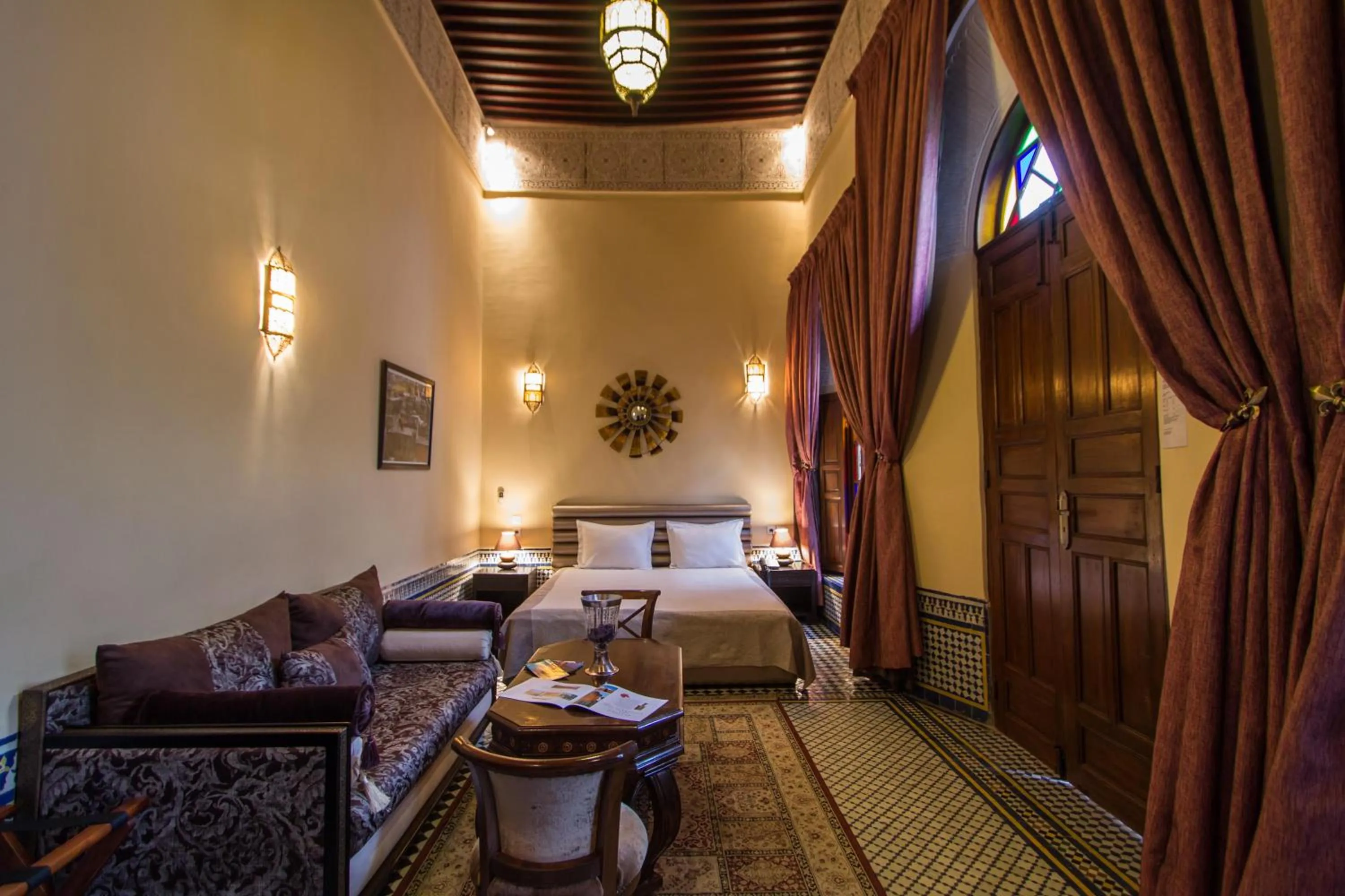 Photo of the whole room, Bed in Riad Les Remparts De Fès
