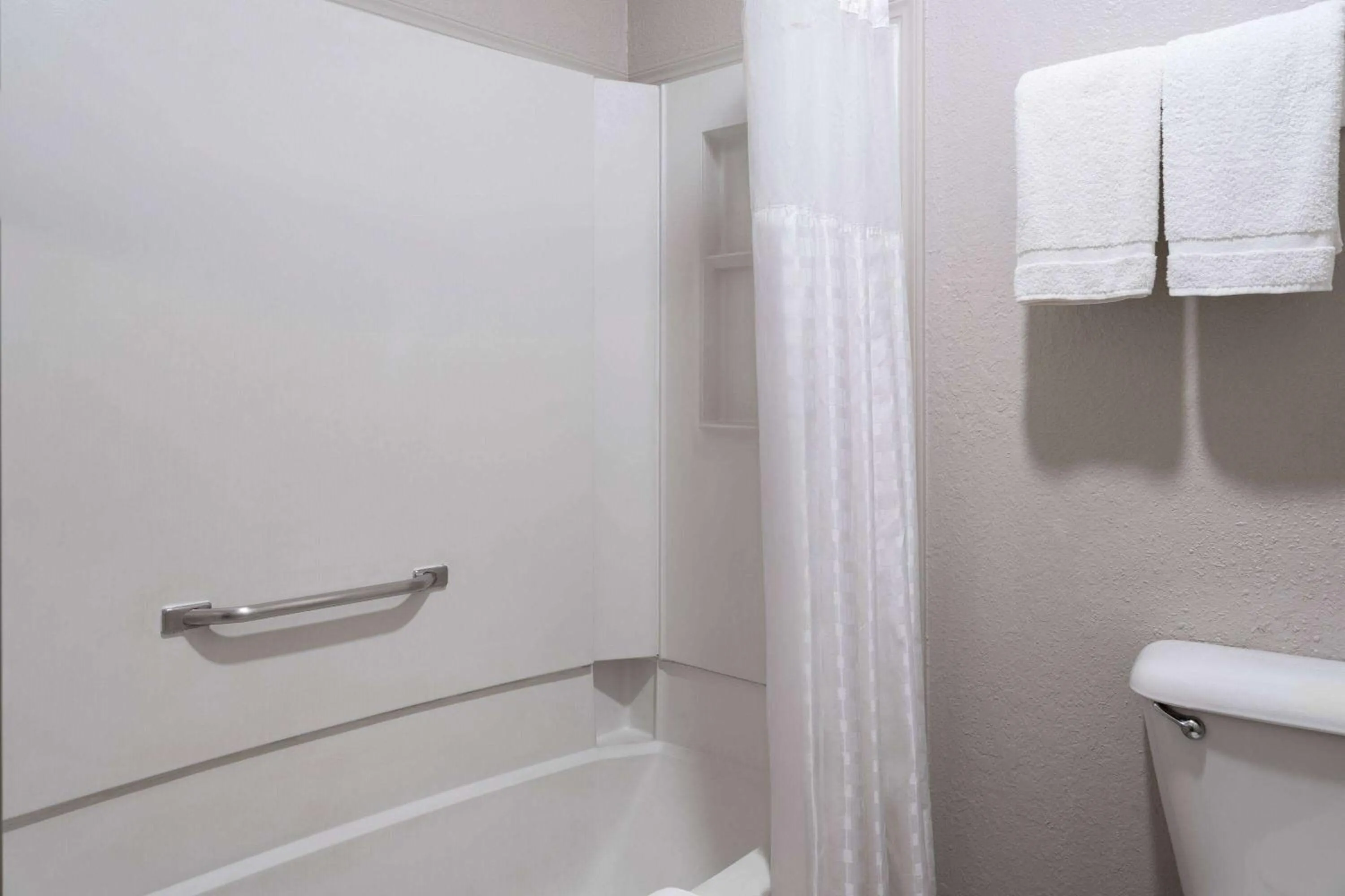 Bathroom in Days Inn by Wyndham Ardmore