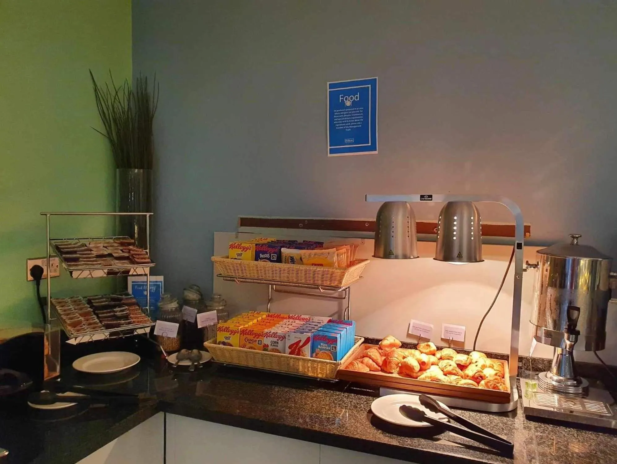 Breakfast in Hilton Garden Inn Luton North