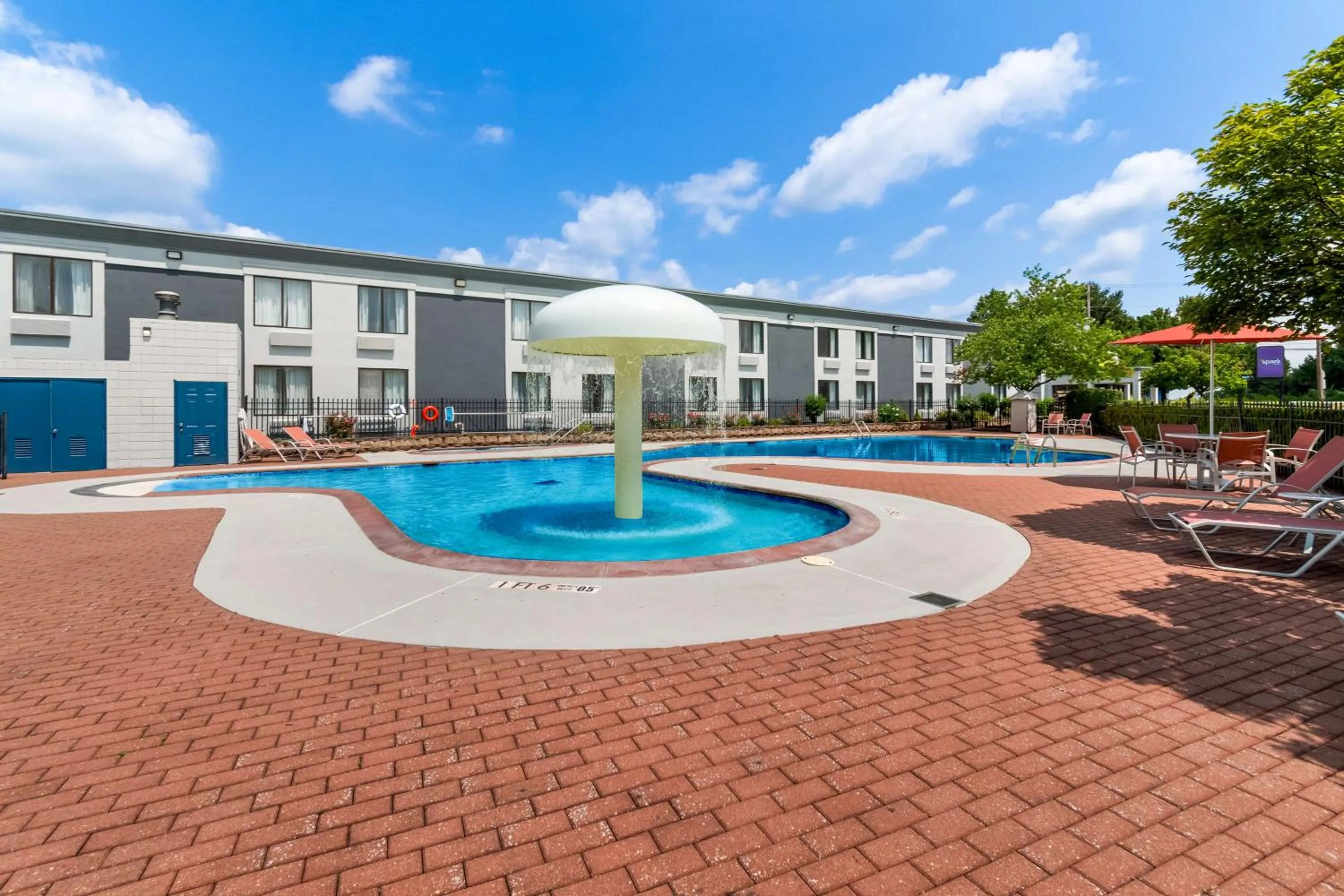 Pool view in Inn at Chocolate Avenue - Sure Stay Collection by Best Western