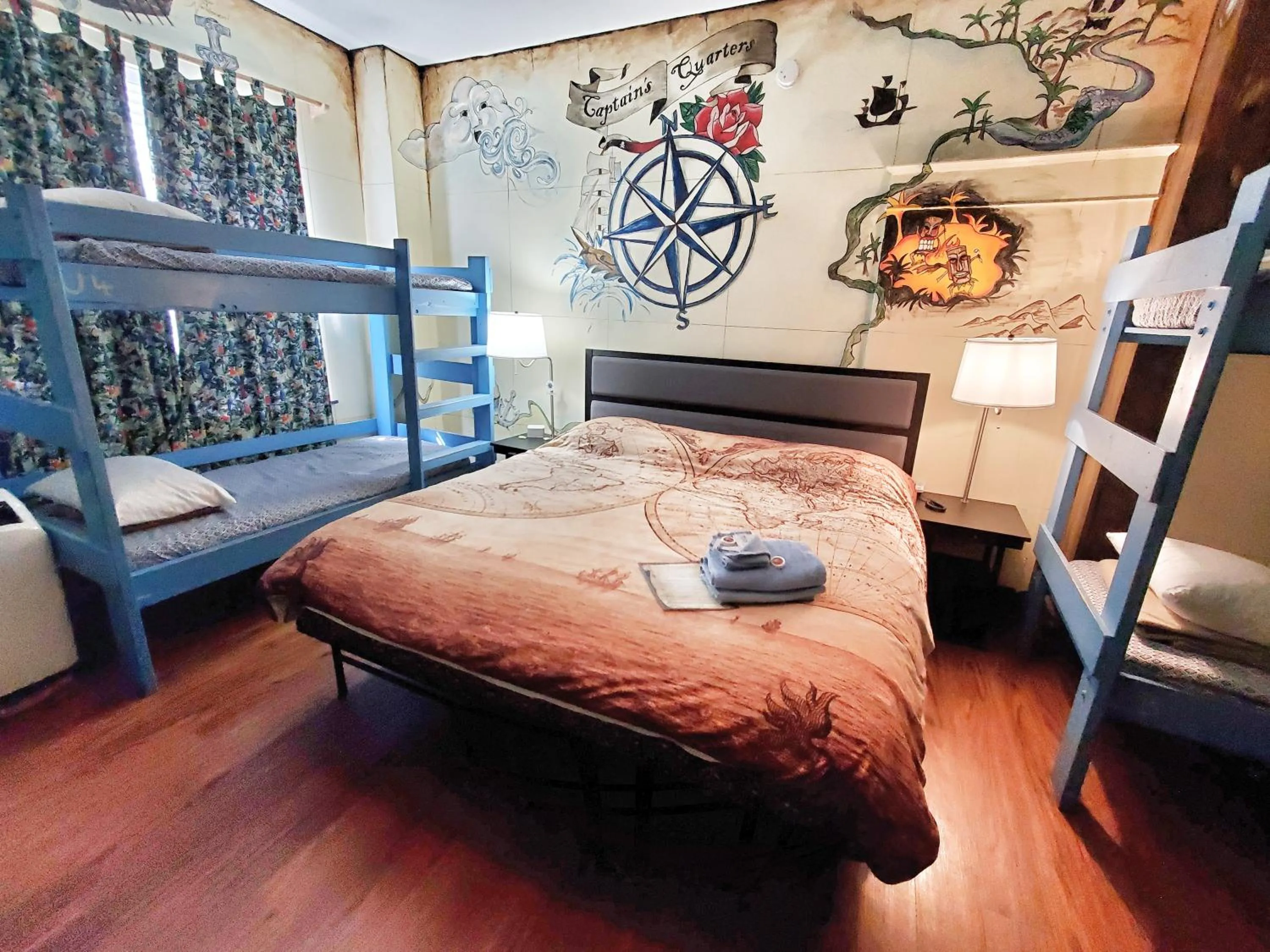 Bed in The Pirate Haus Inn