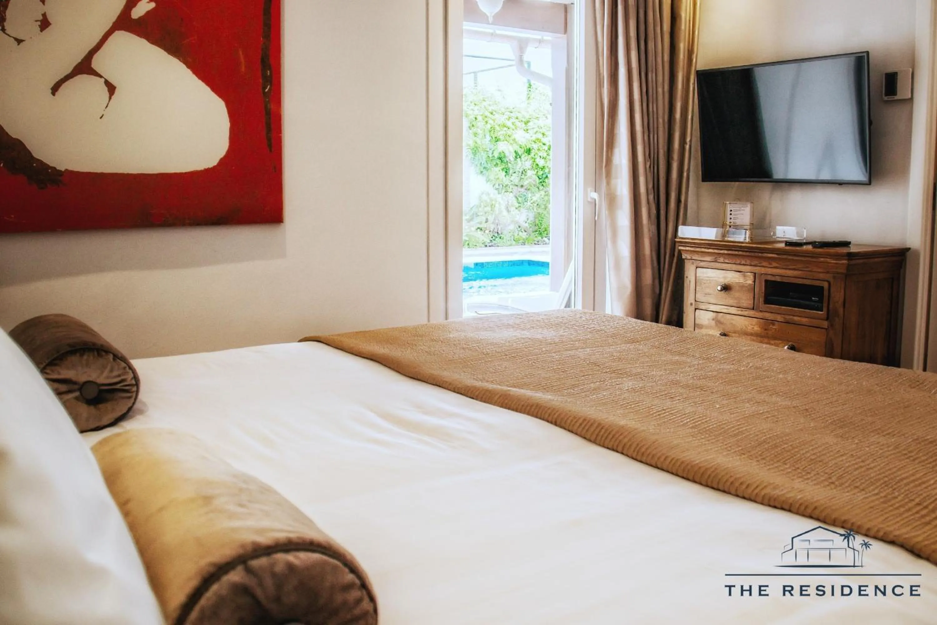 Bed in The Residence by the Beach House Marbella