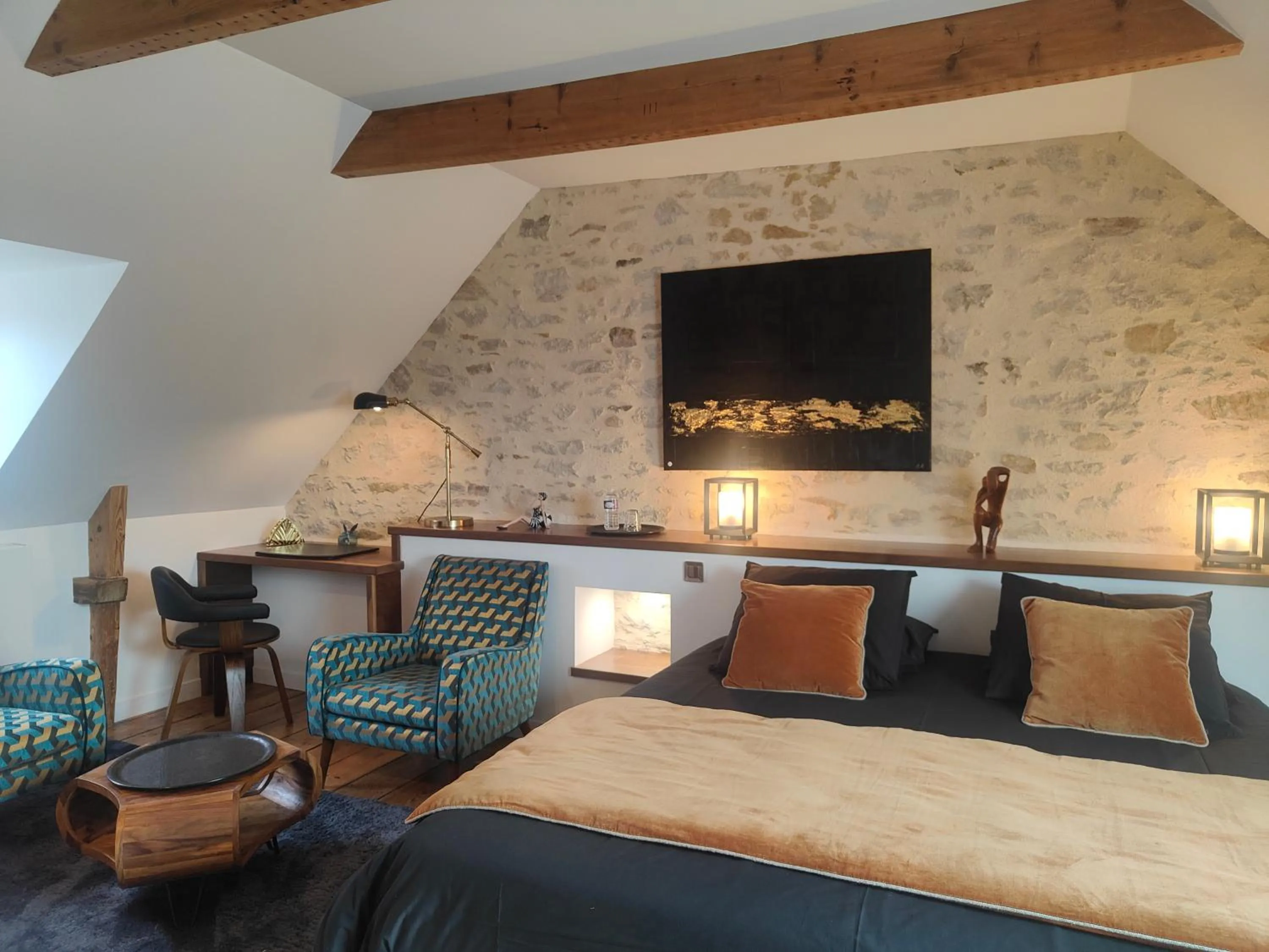 Photo of the whole room, Bed in Le Vieux Couvent & SPA