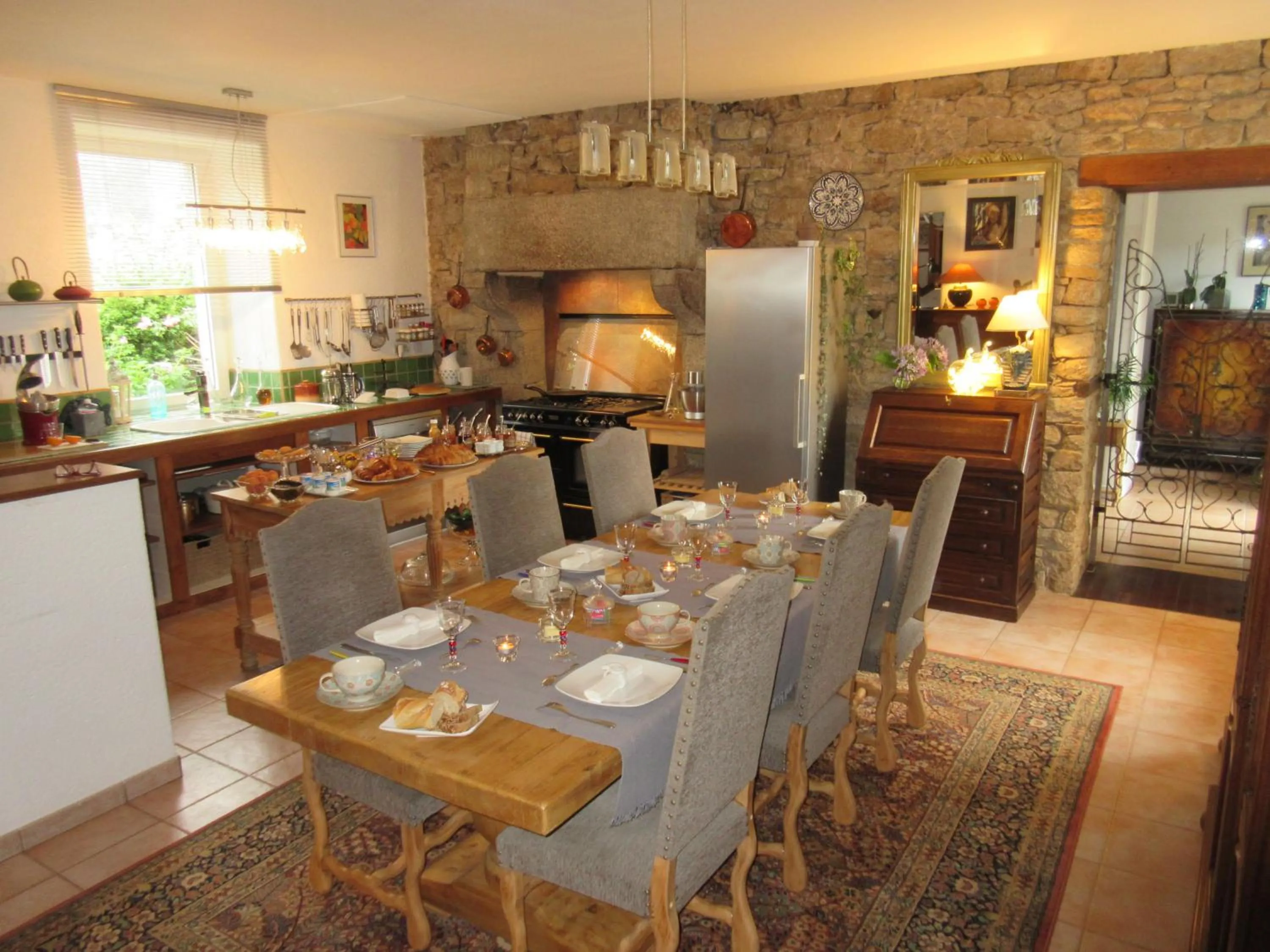 Continental breakfast in Le Vieux Couvent & SPA